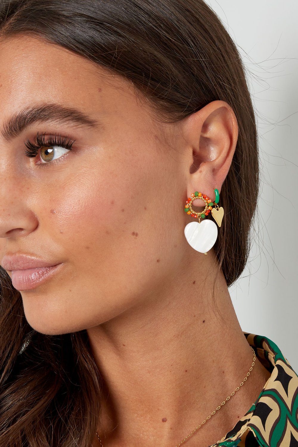 Ohrringe mit Steinen und Herz  h5Bild2