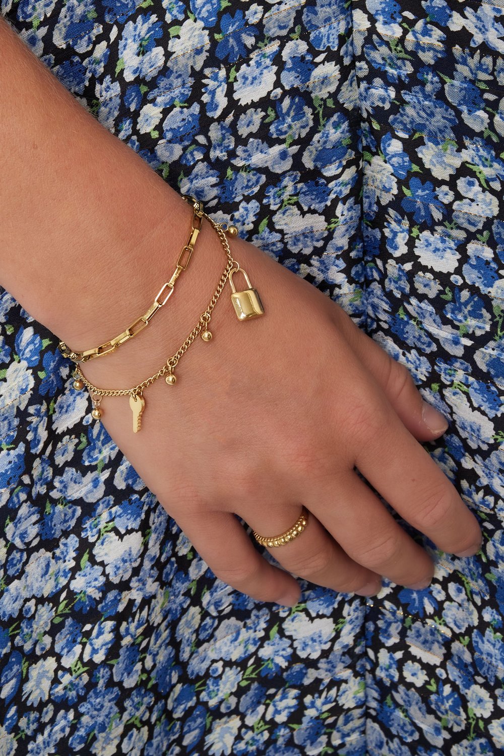 bracciale doppio con ciondoli e palline h5Immagine2