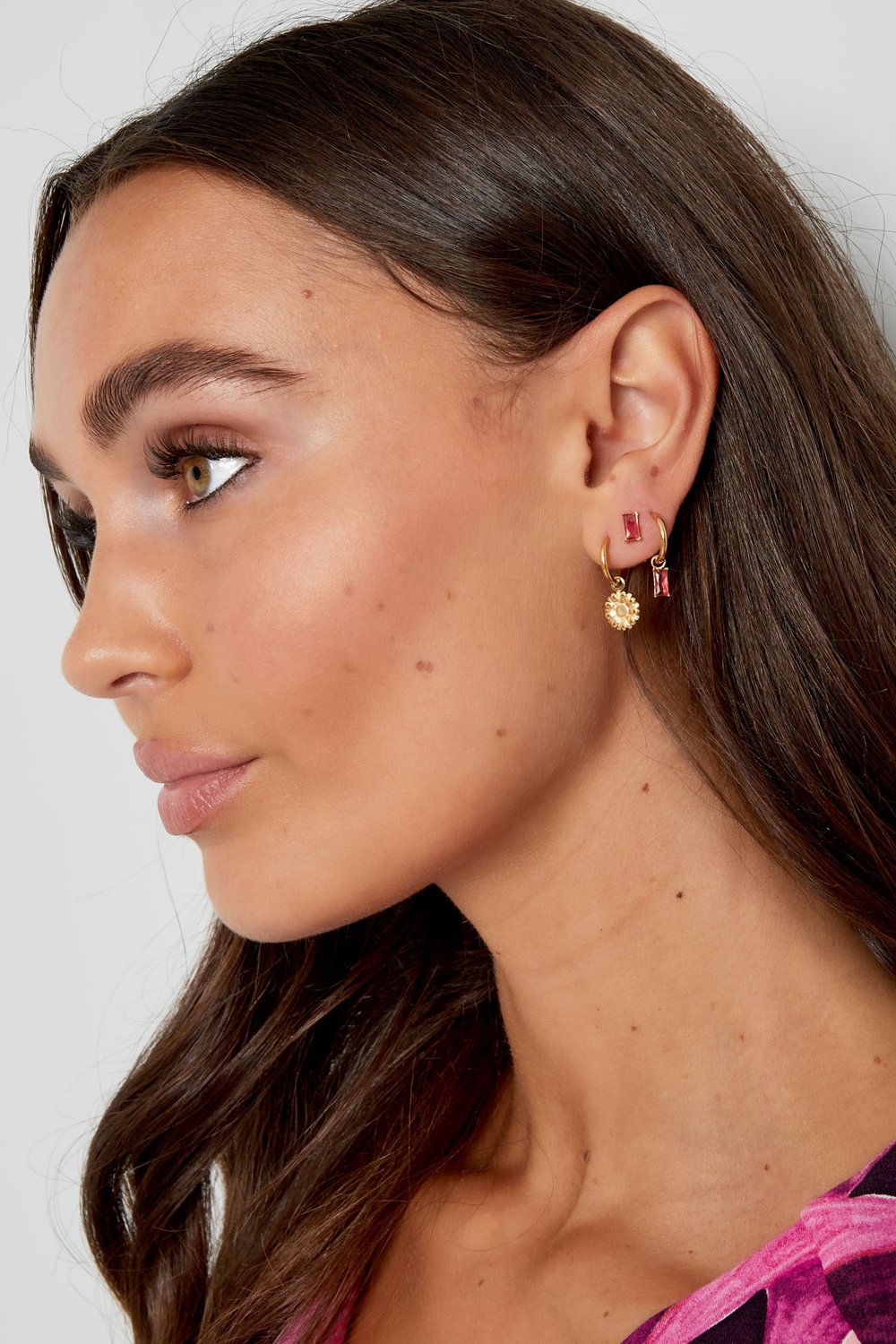 Ear studs rectangular stone - Gold color/fuchsia h5Picture2