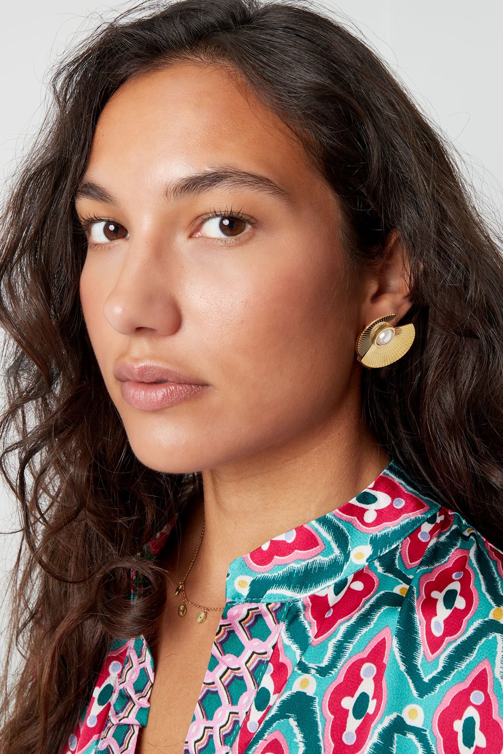 orecchini semicerchi con perla h5Immagine2