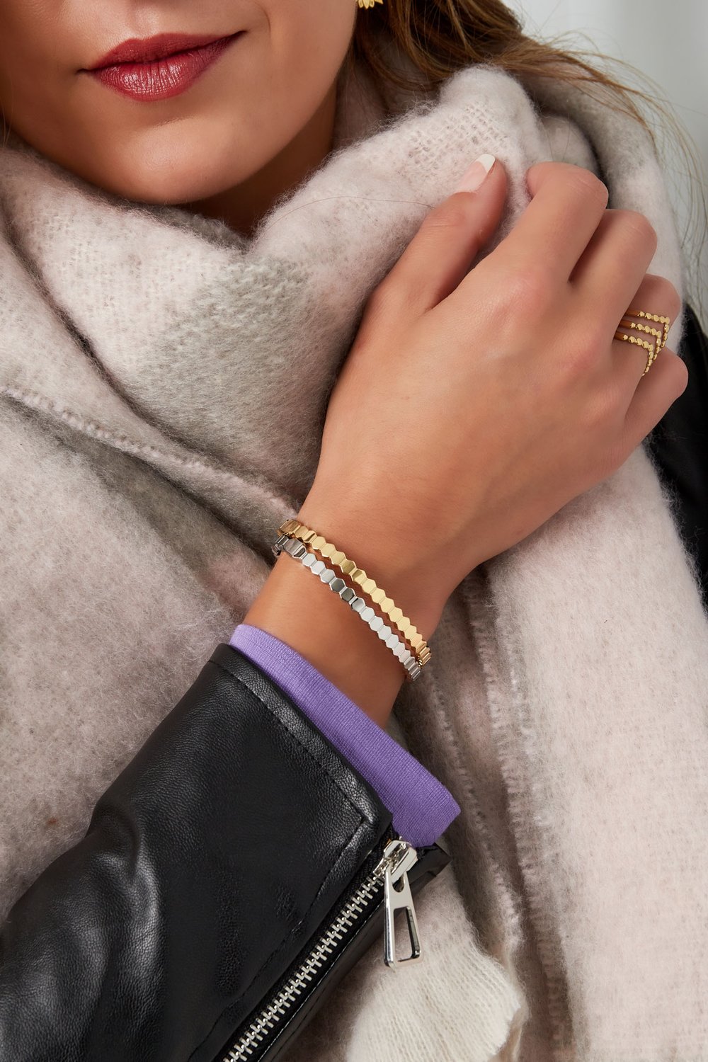 slave bracelet hexagons h5Picture3