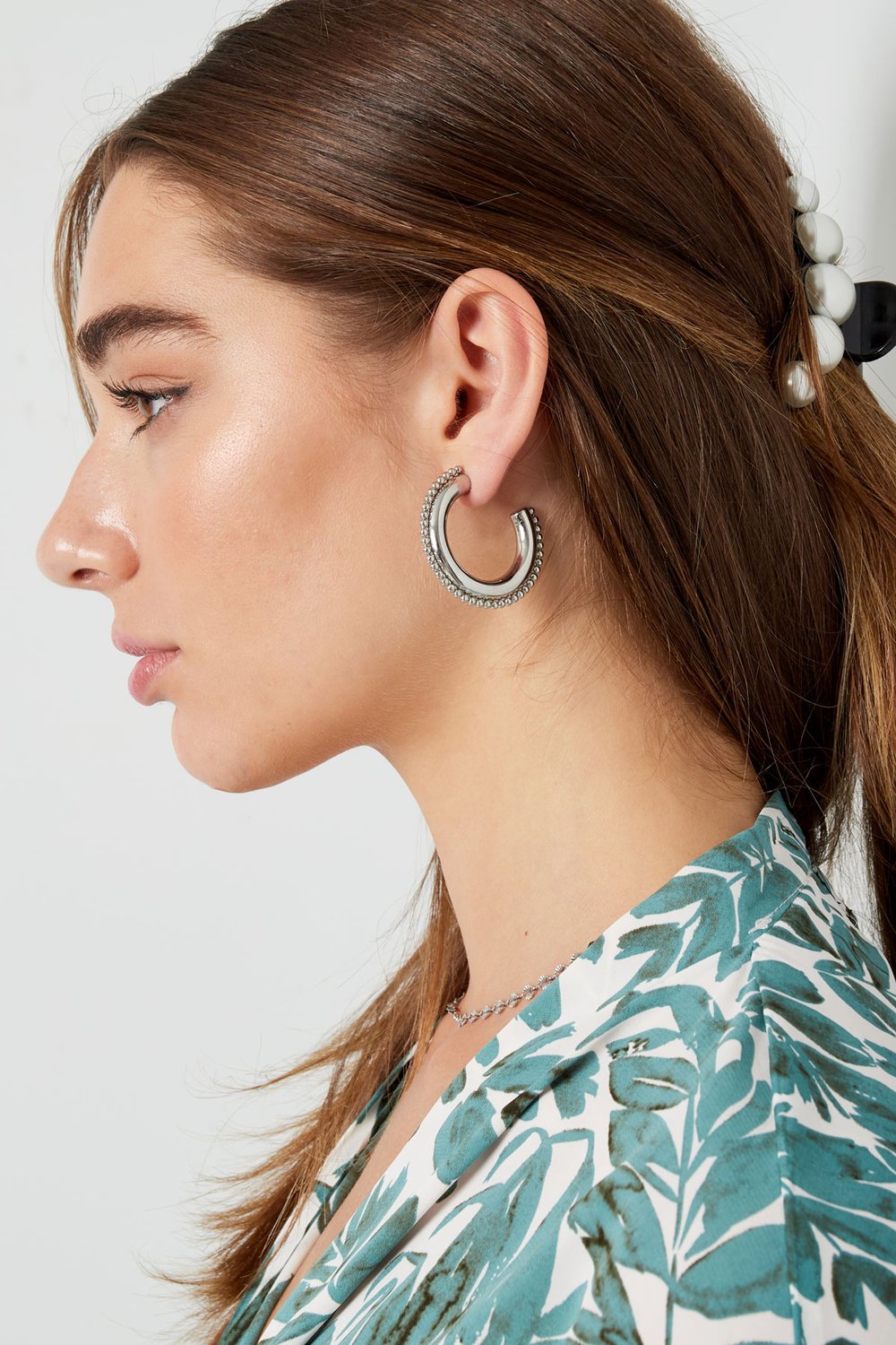 earrings round with dots medium Picture3