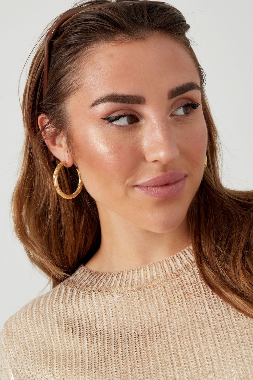 earrings twisted relief Picture2