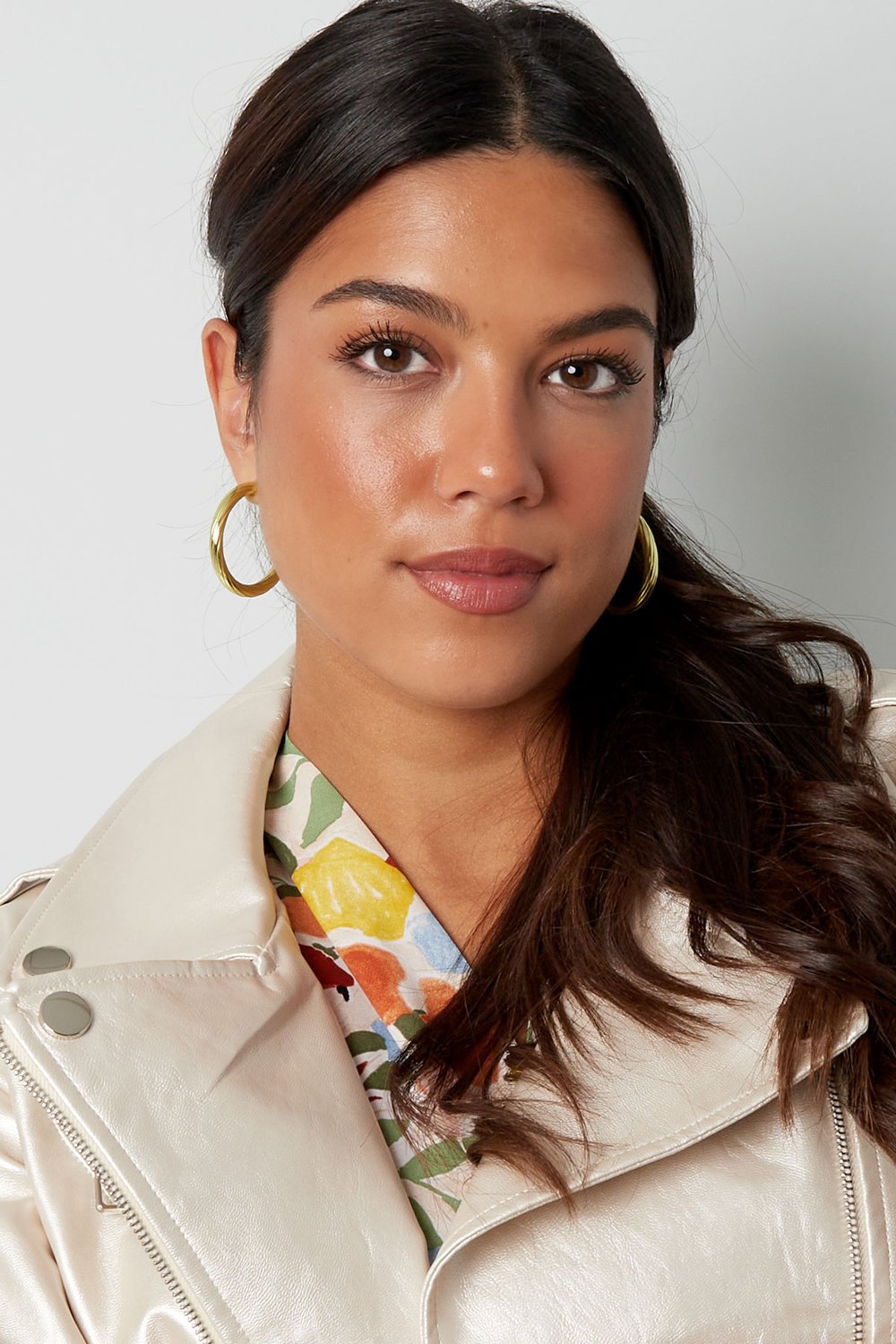 earrings around stripes h5Picture2