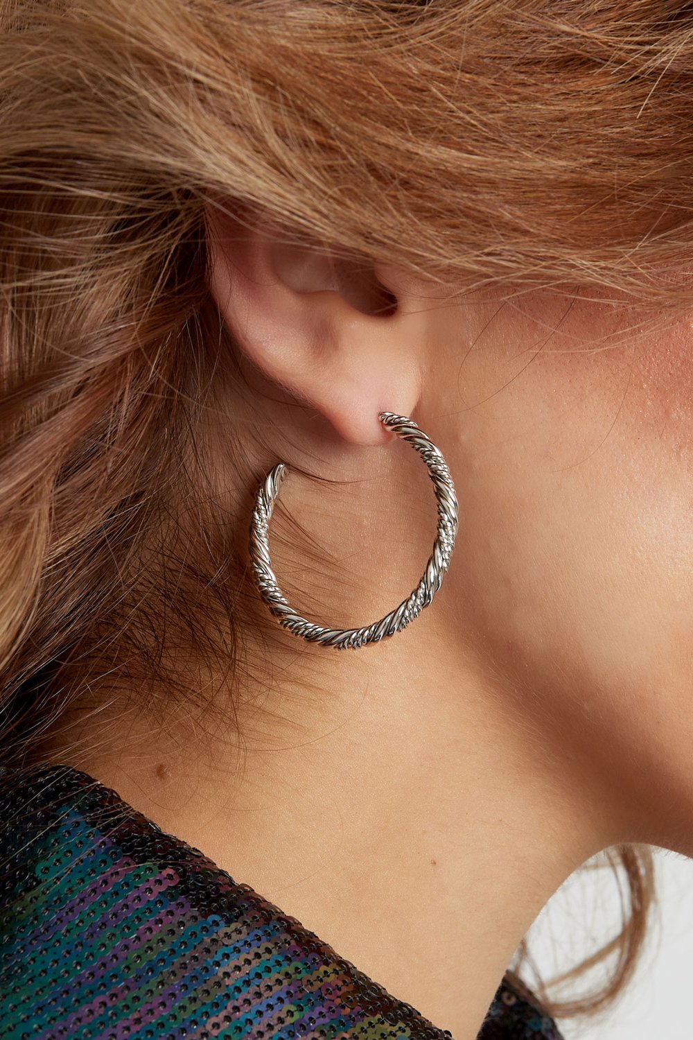 basic twisted earrings Picture3