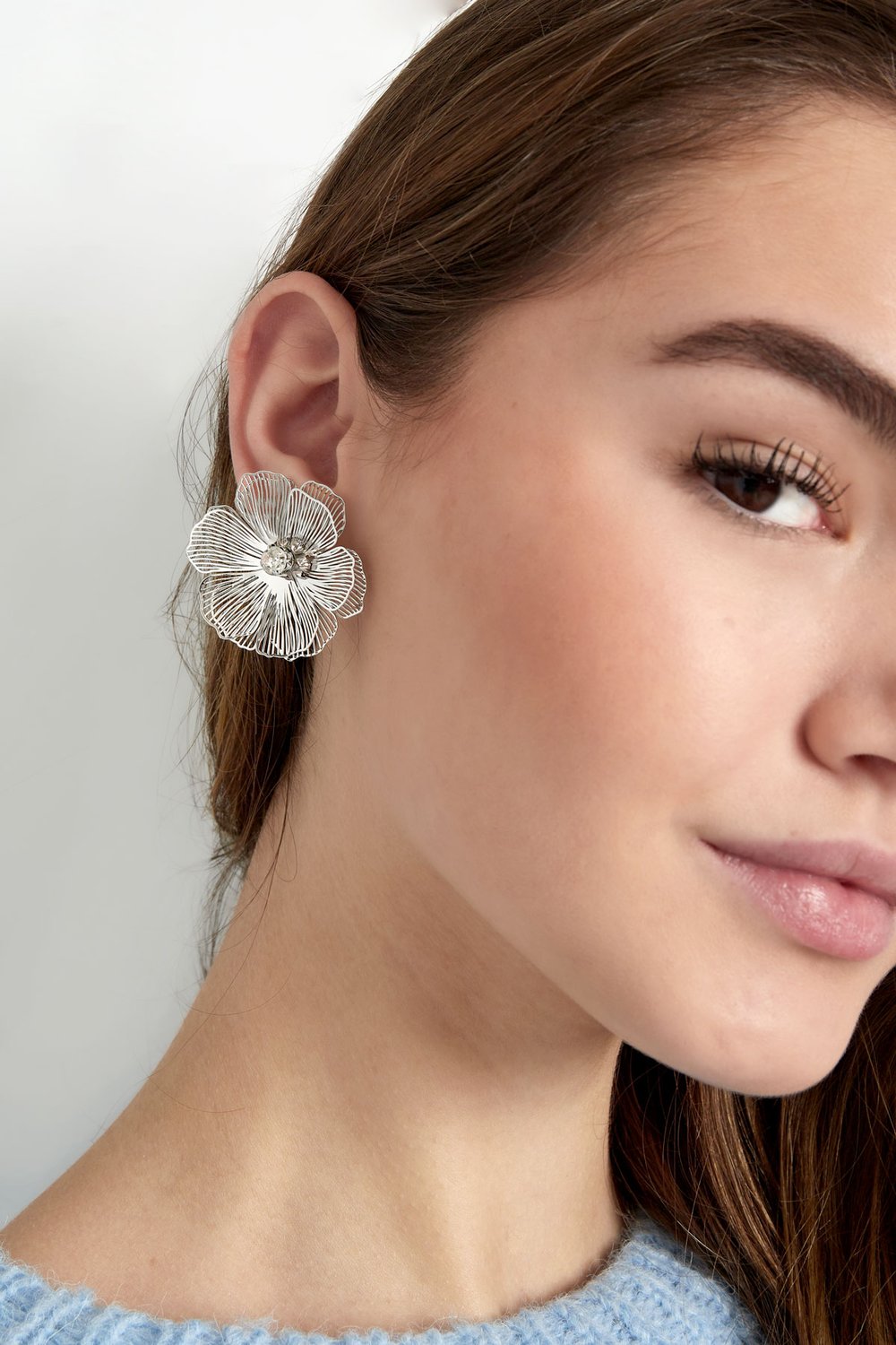 statement flower earring stone Picture4