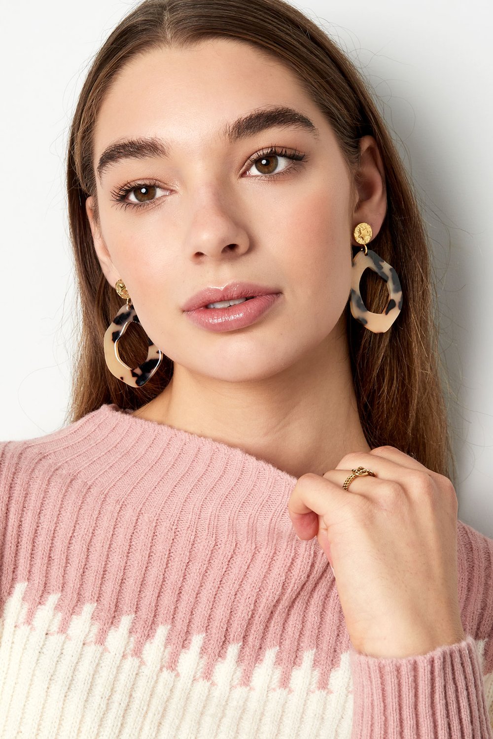 Aesthetic earrings with print - camel/Gold color Picture2