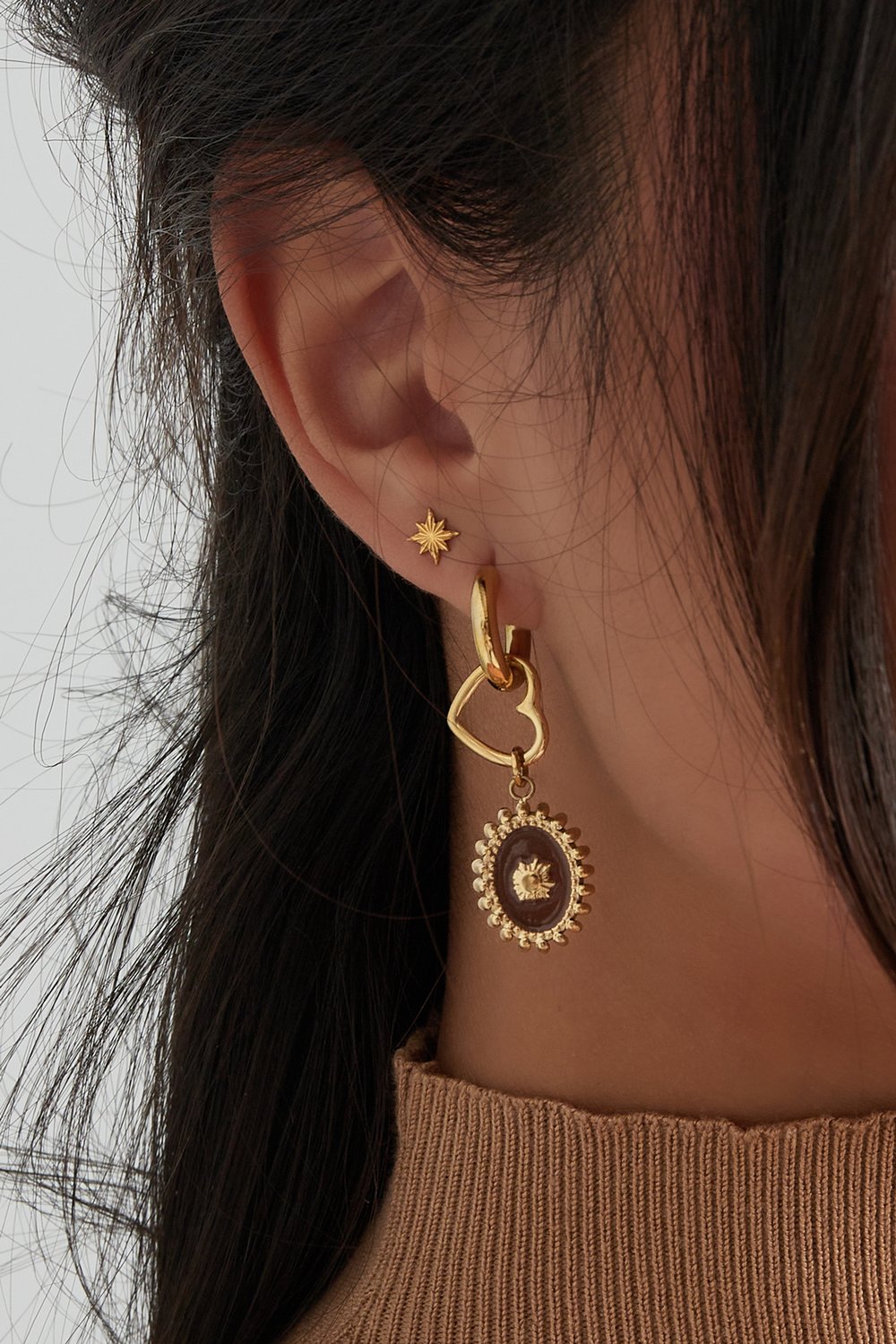Earrings embrace life h5Picture3