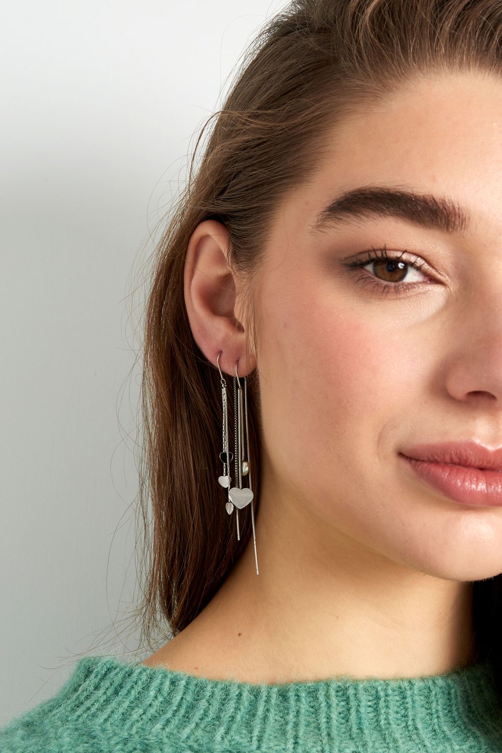 hanging heart earrings h5Picture2