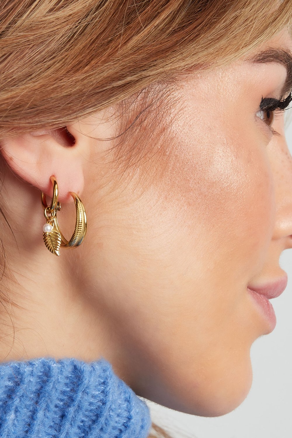 leaf earrings with pearls h5Picture4