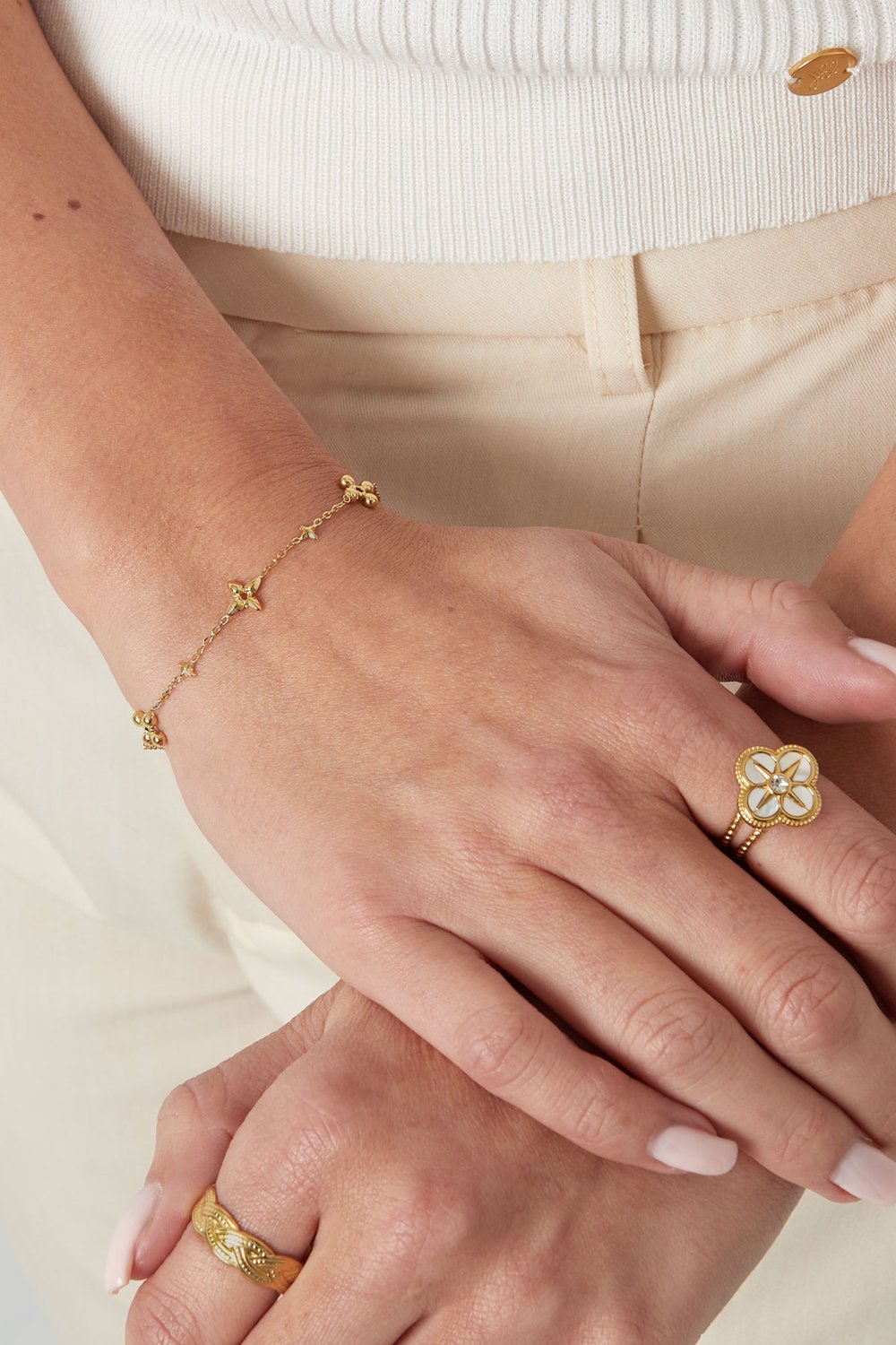 pulsera de fiesta de flores h5Imagen3