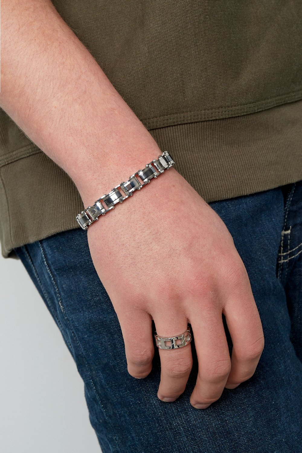 coarse linked men bracelet classy  Picture4