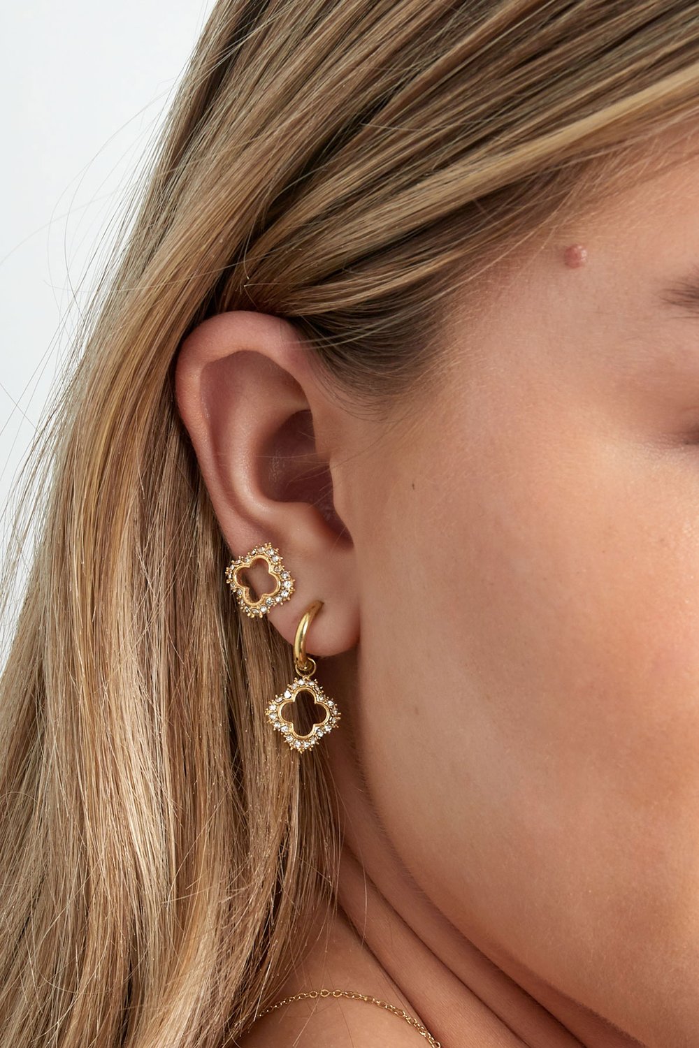 lucky diamond charm earrings h5Picture3
