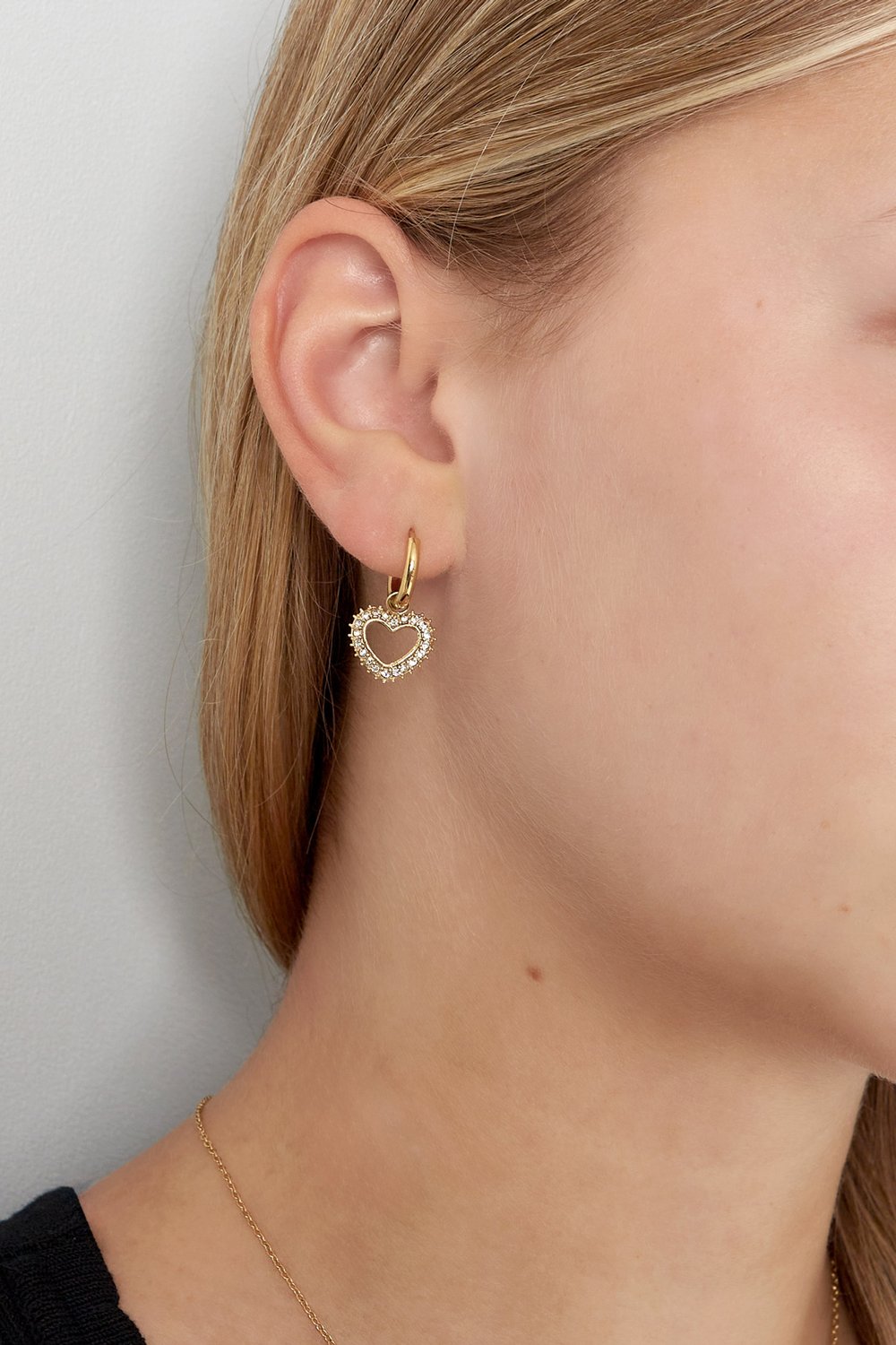diamond heart earrings h5Picture2