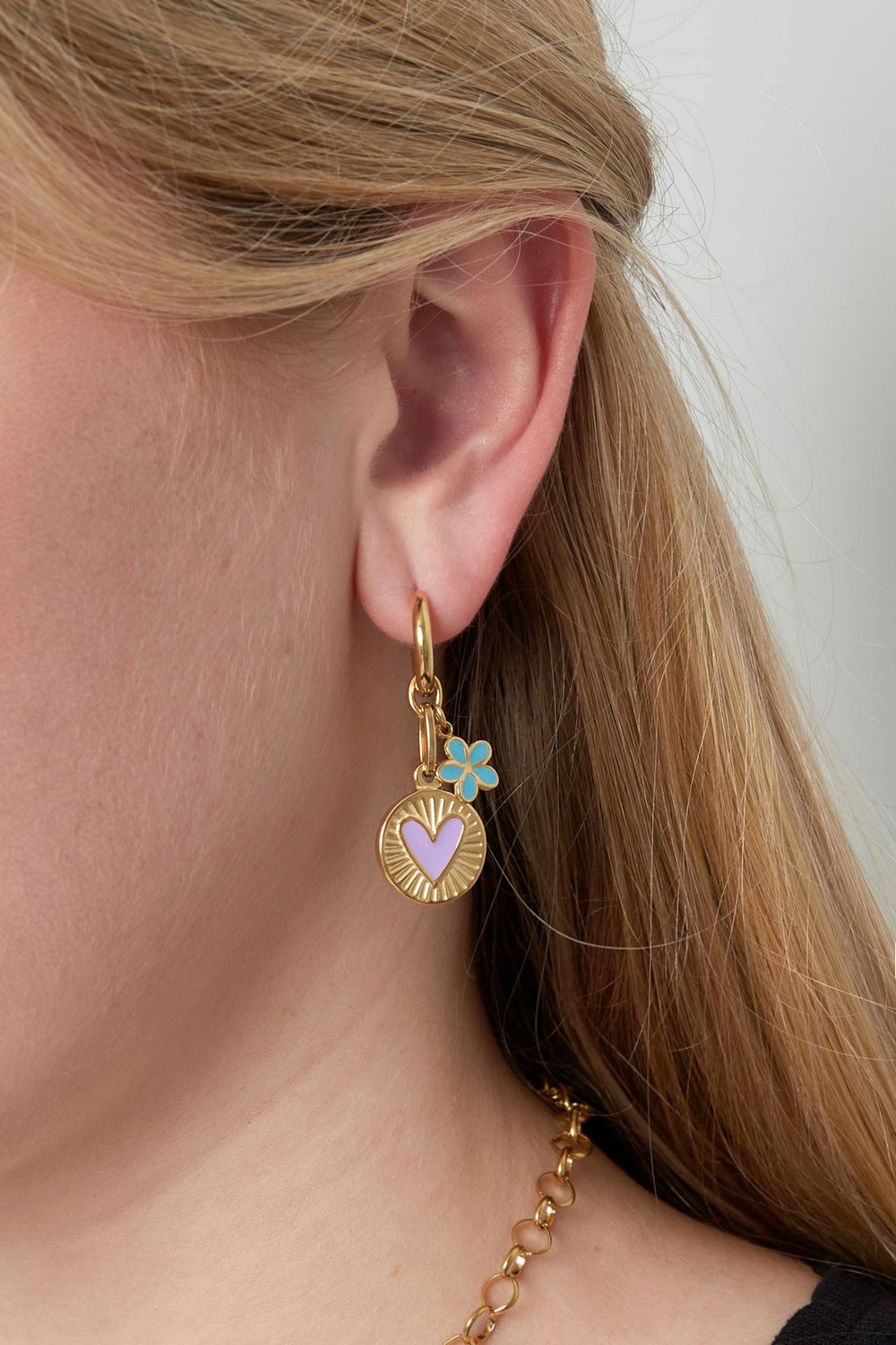flower love charm earrings Picture2
