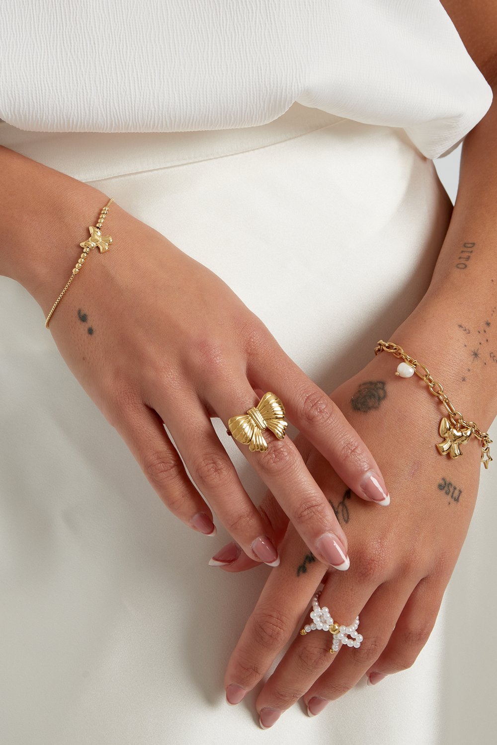 cute bow with beads bracelet Picture2