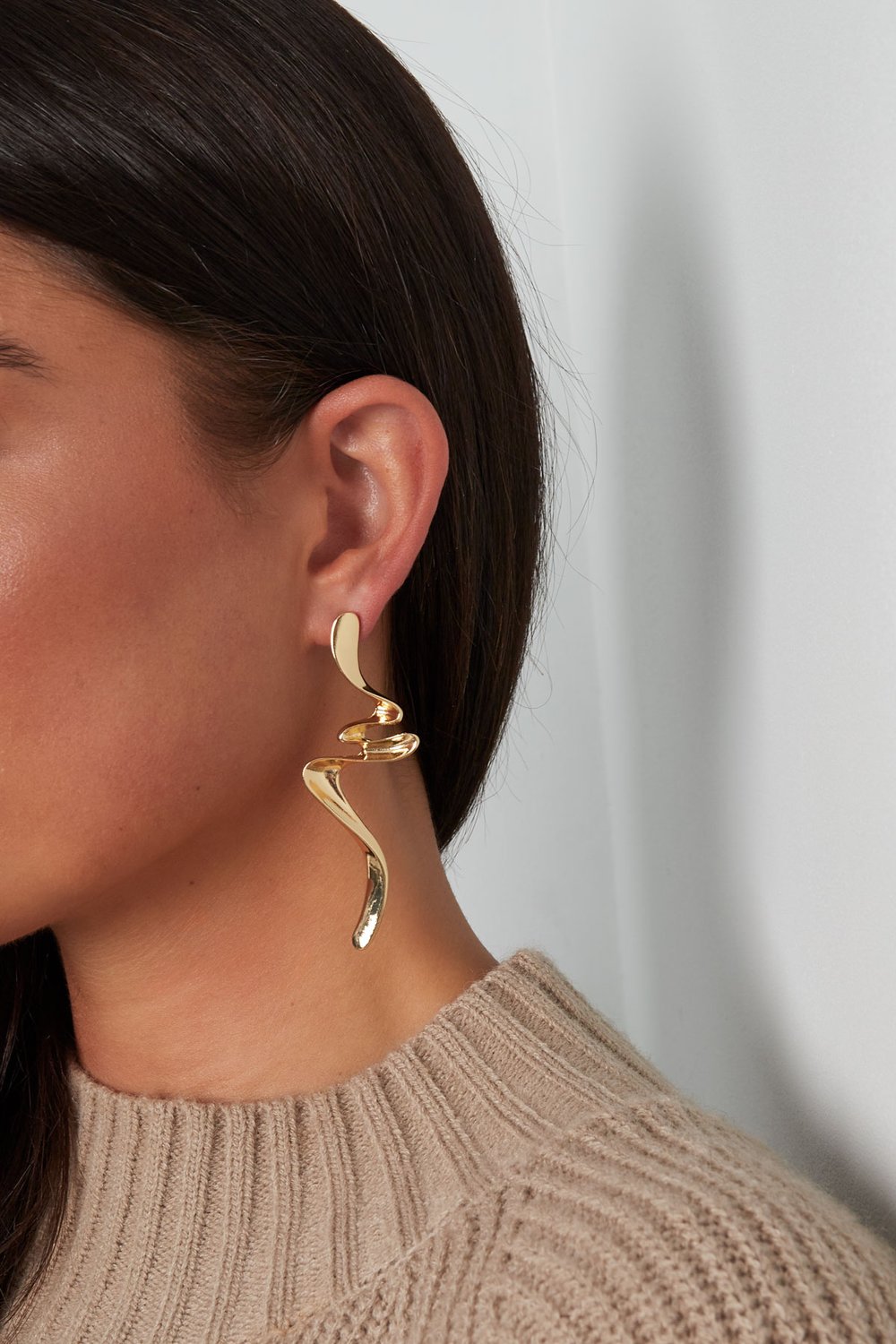 long swirl earrings h5Picture3