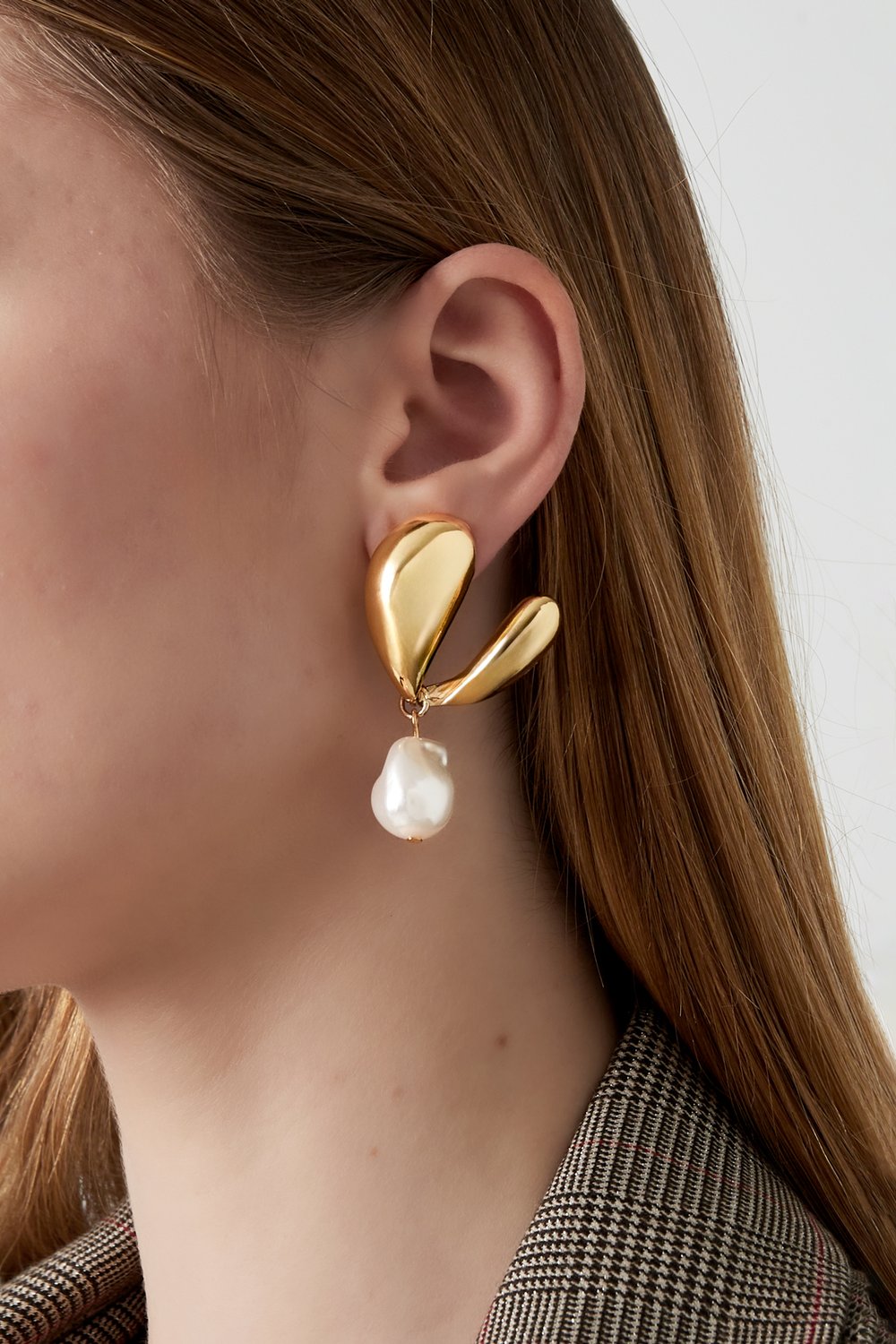 earrings pearl manifest h5Picture3