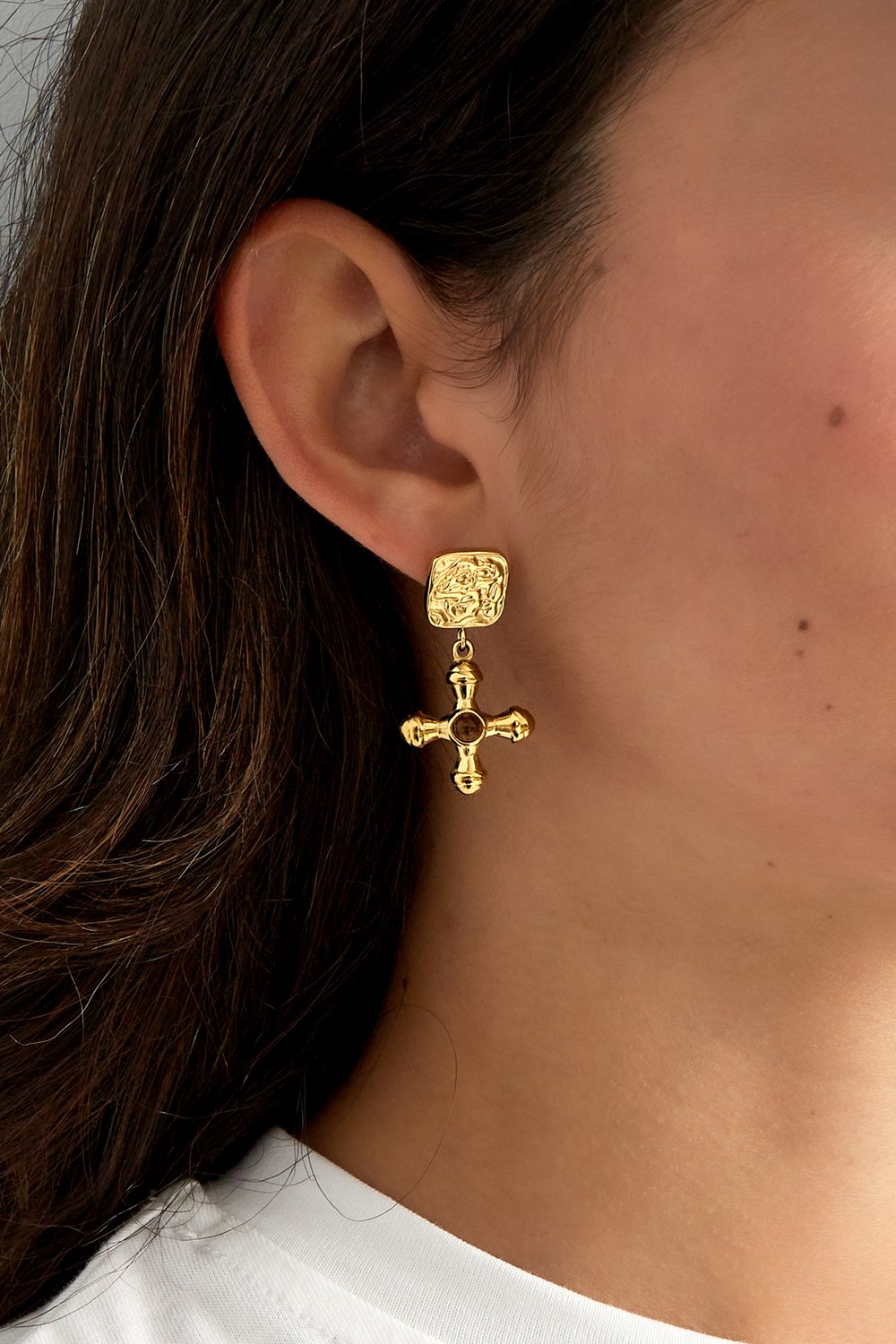 subtle spark earrings h5Picture2