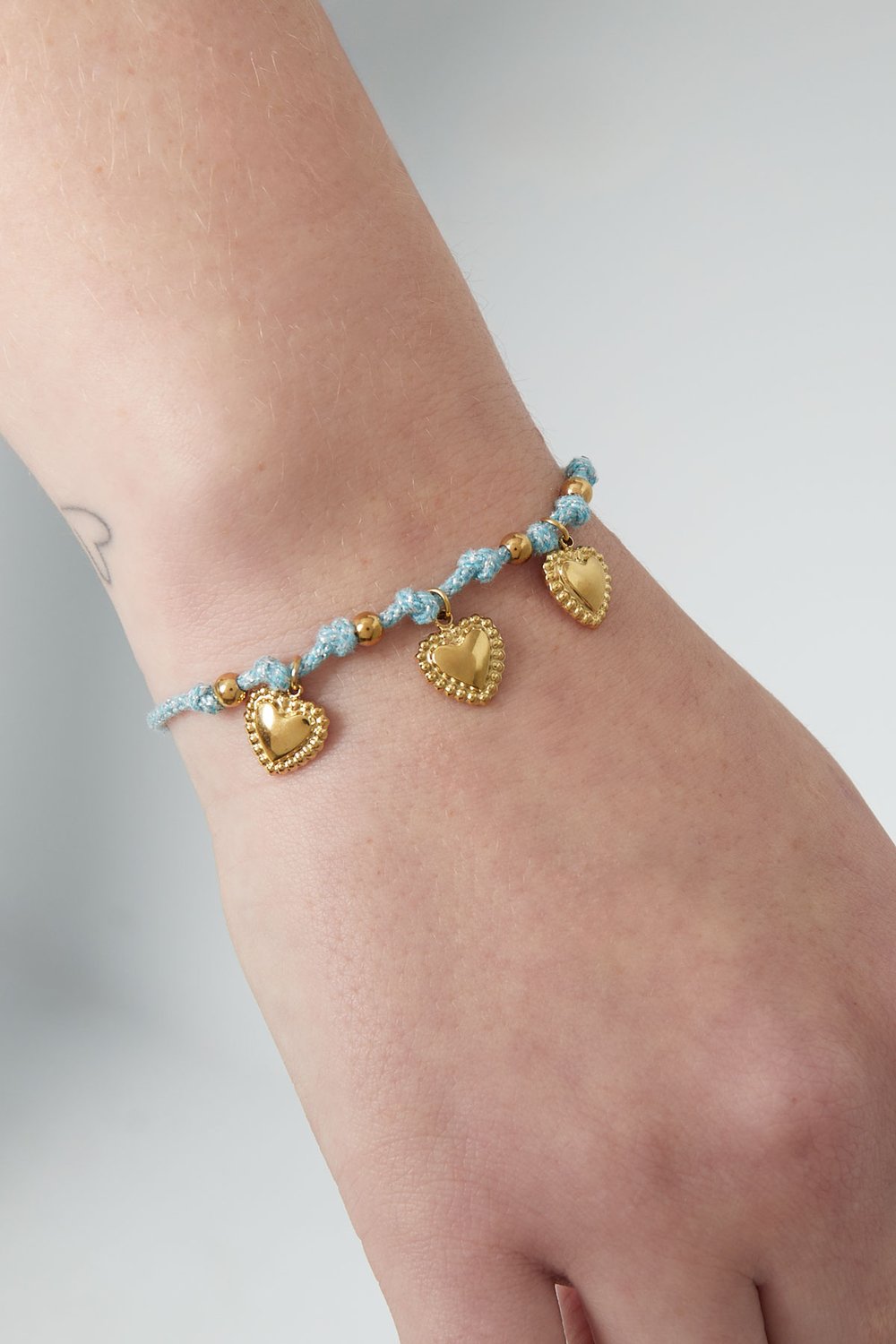 Cozy hearts bracelet Picture2