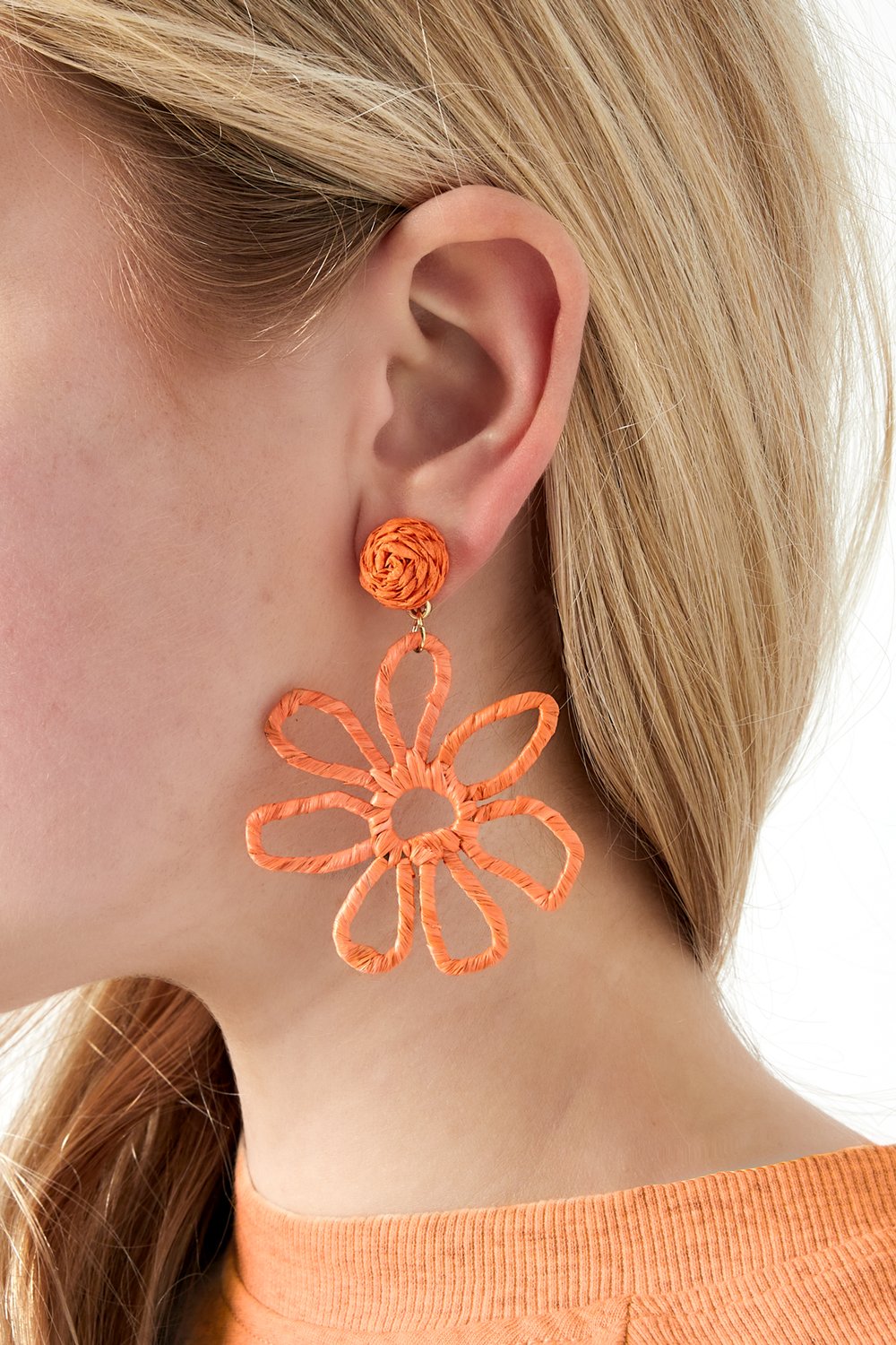 Flower Earrings h5Picture2