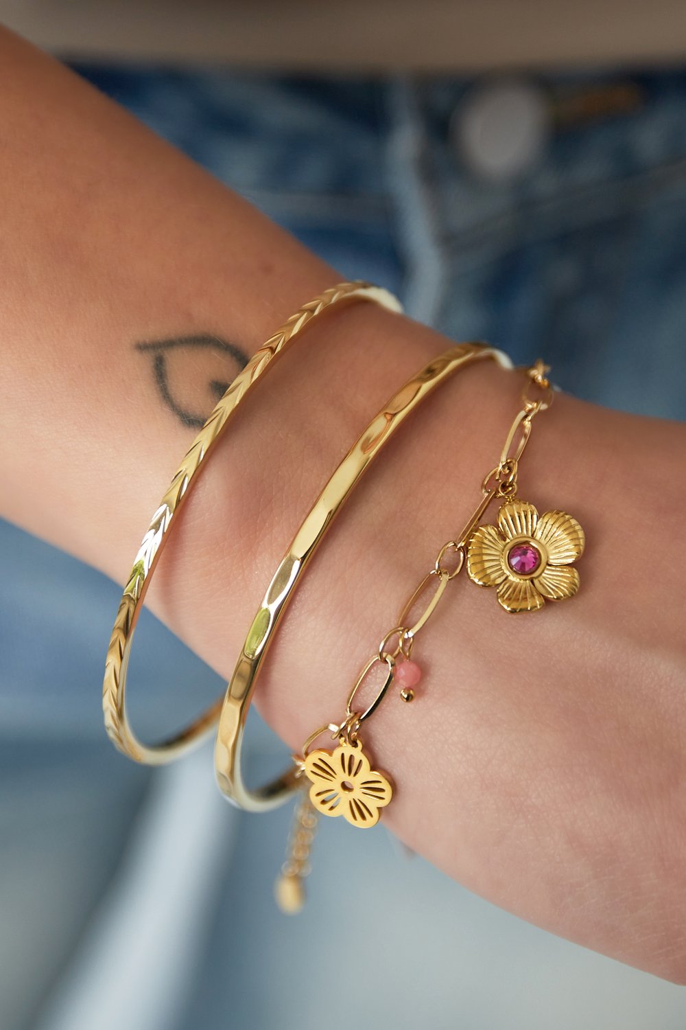 Simple braided bangle Picture2