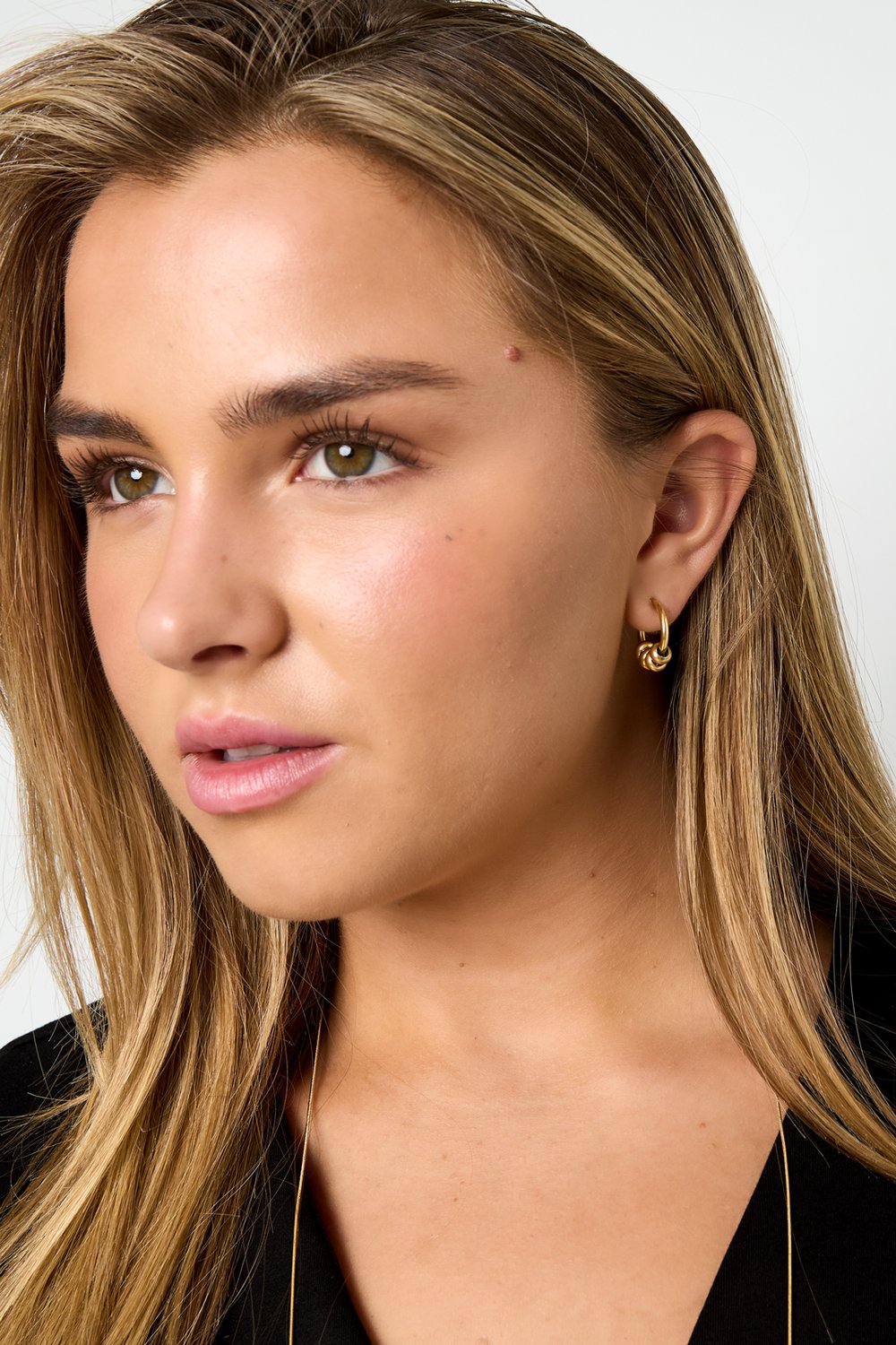 Small hoops with beads Picture2