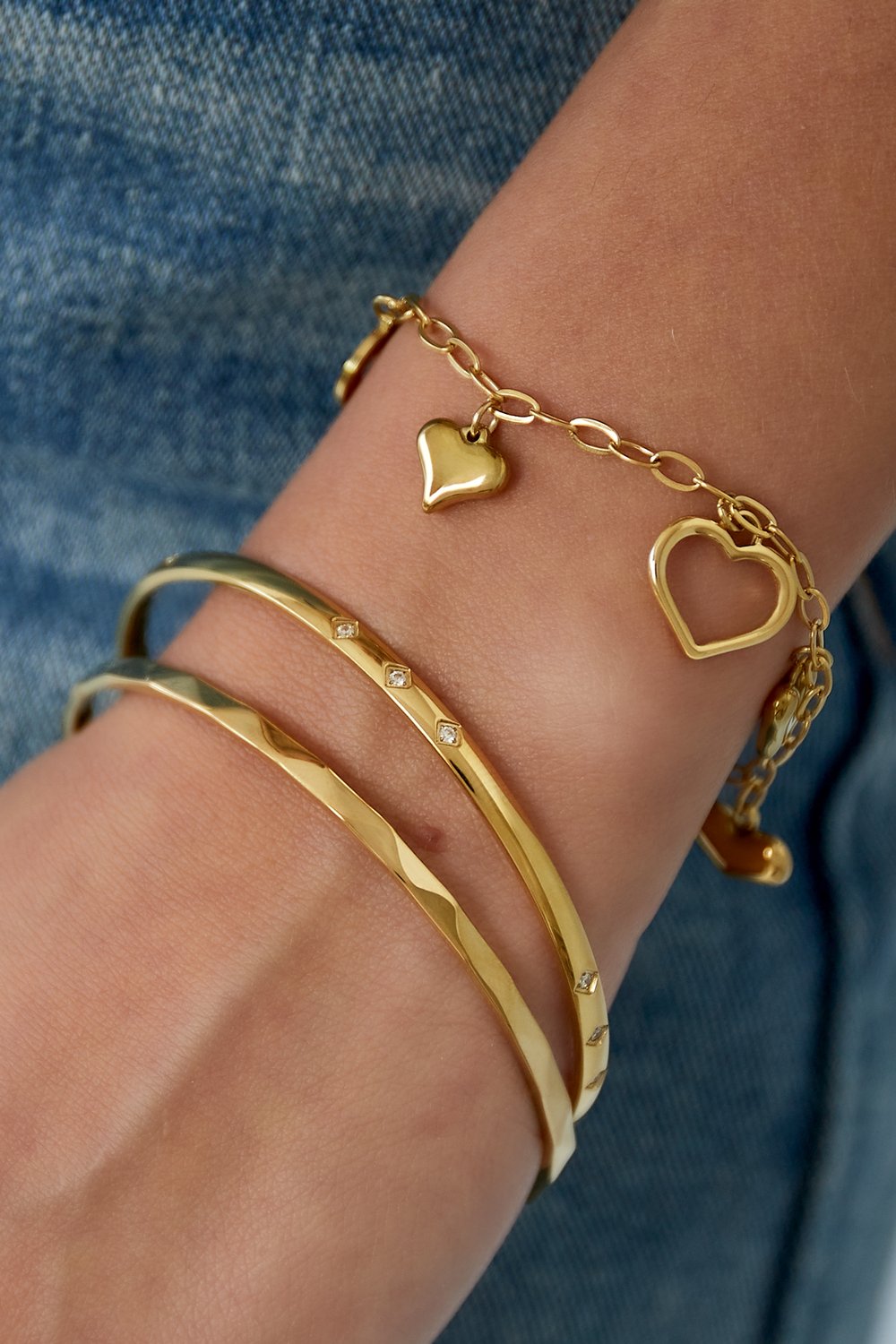Simple cool bangle Picture2