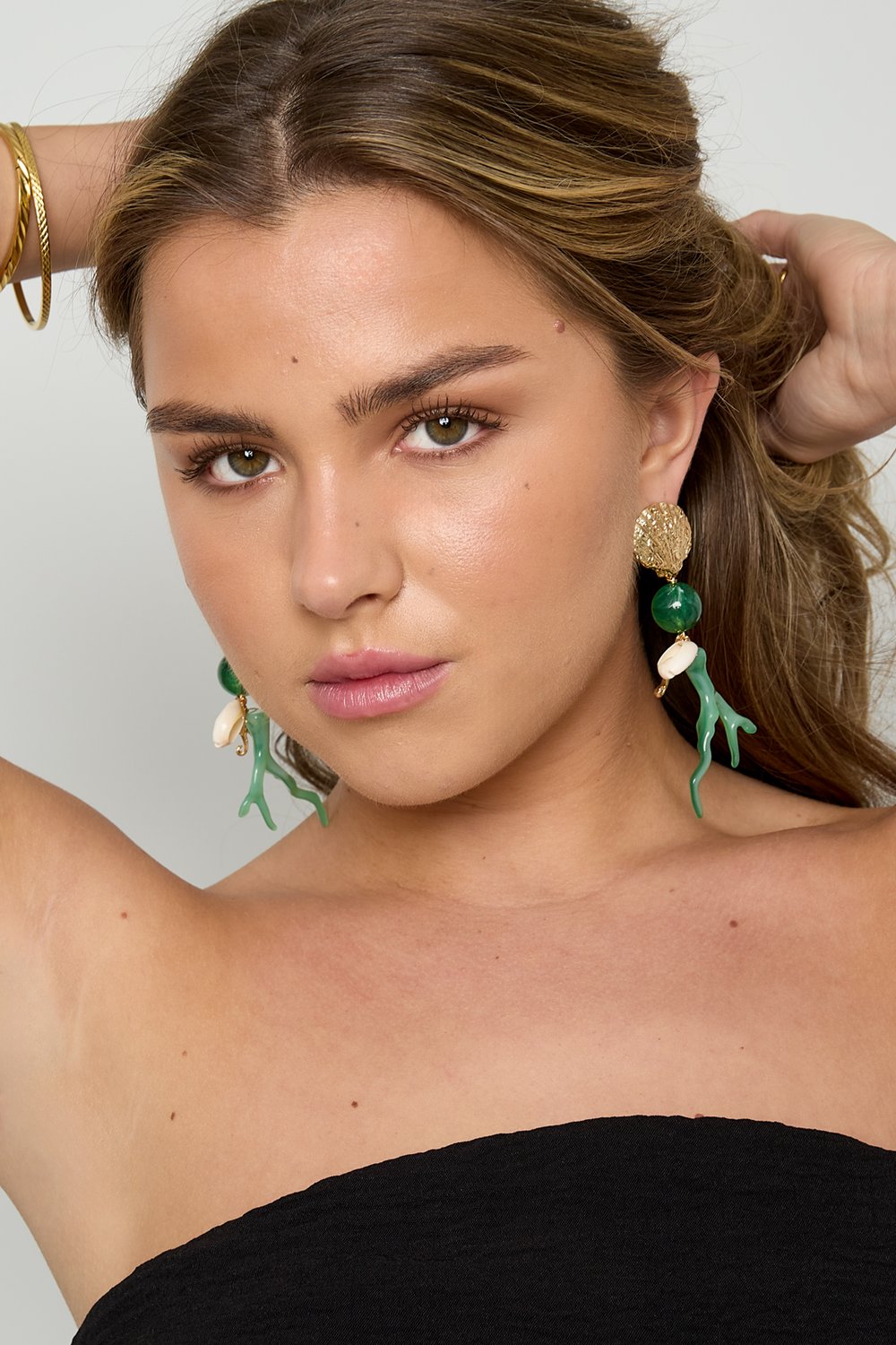 Ohrringe mit Korallen- und Meeresanhängern Bild2