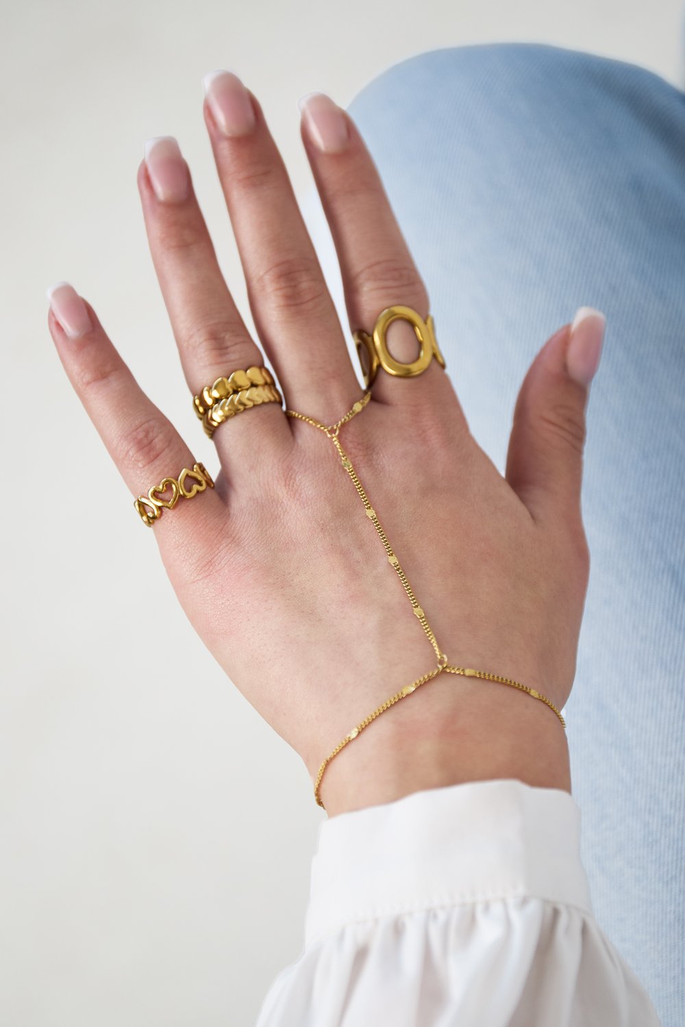 Hand chain with pattern Picture2