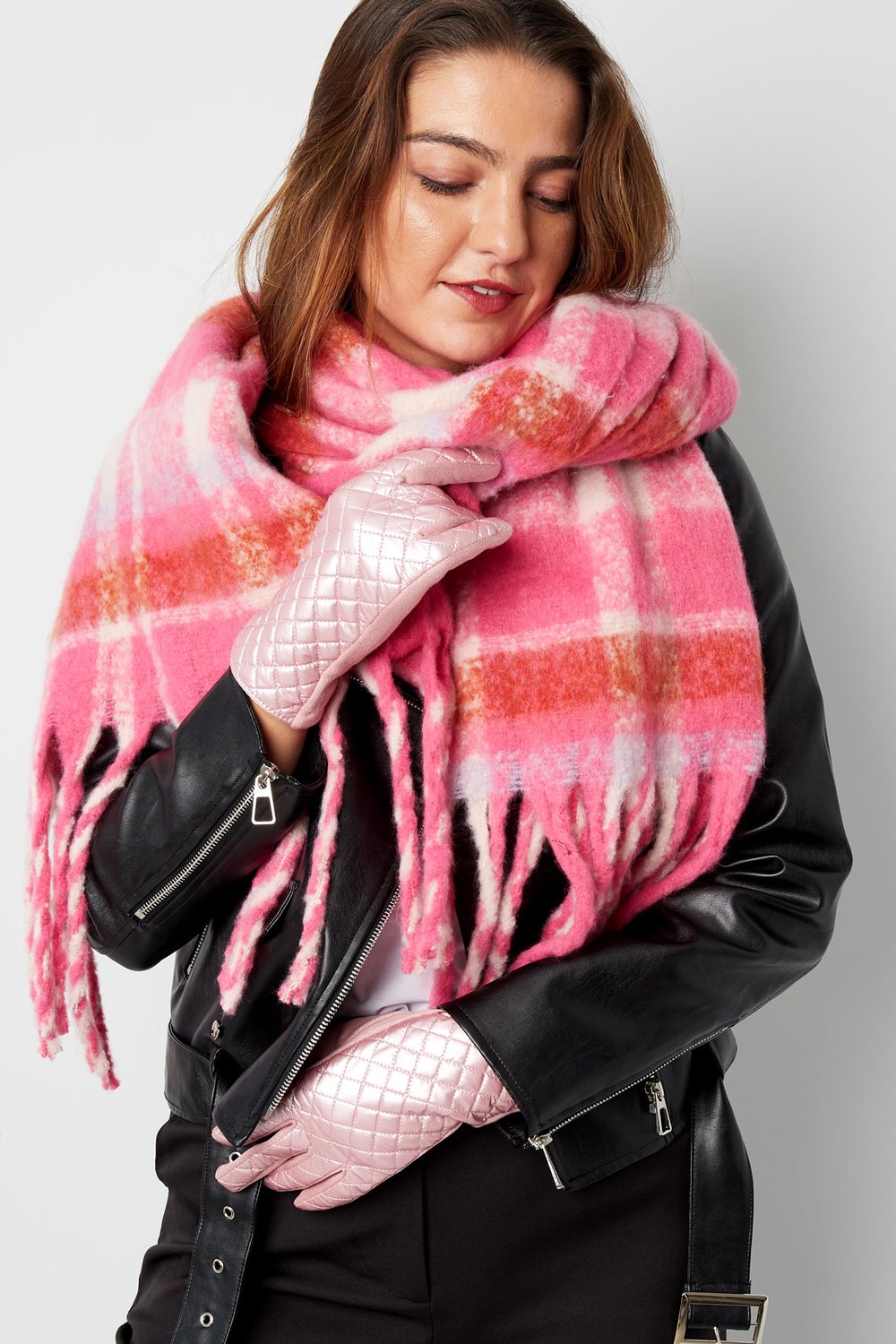 Gloves with stitched pattern Picture3