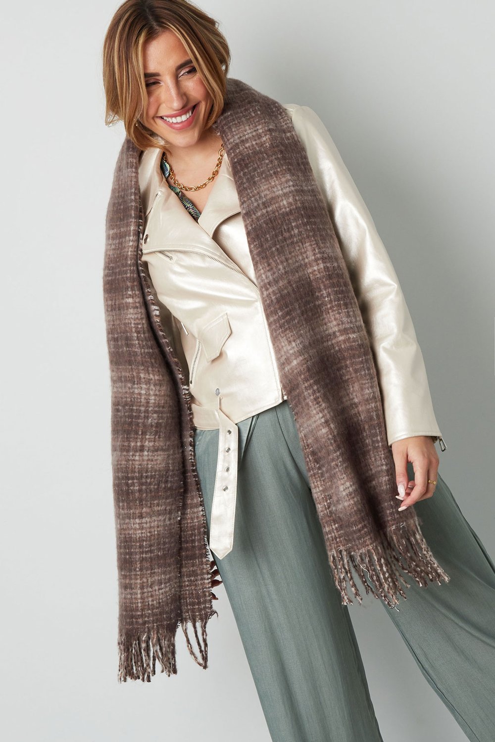Checked warm winter scarf - green purple Picture4