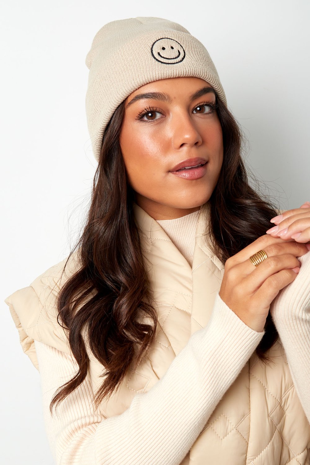 Colorful beanie with smiley Picture2