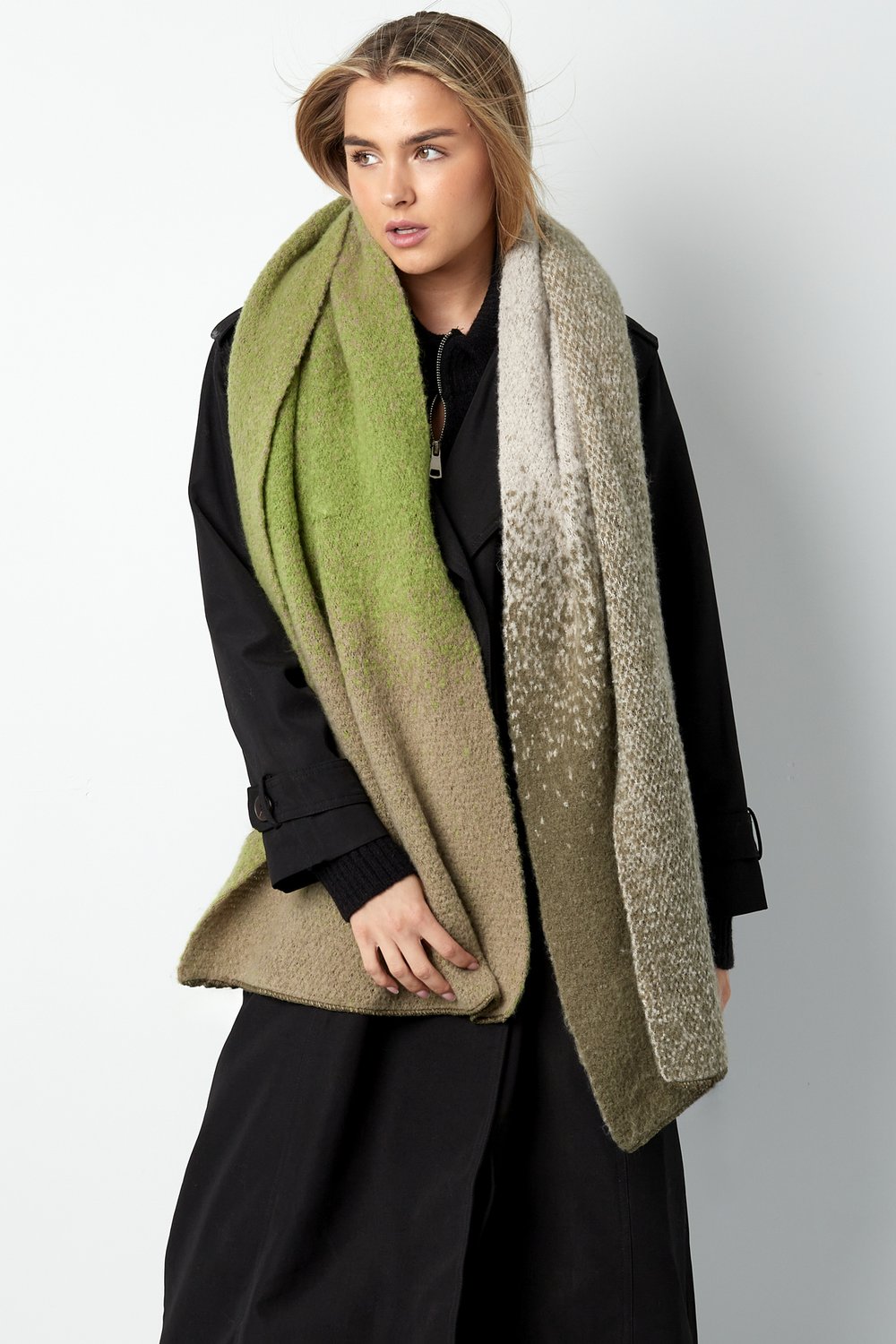 Dreamy Days scarf Picture2