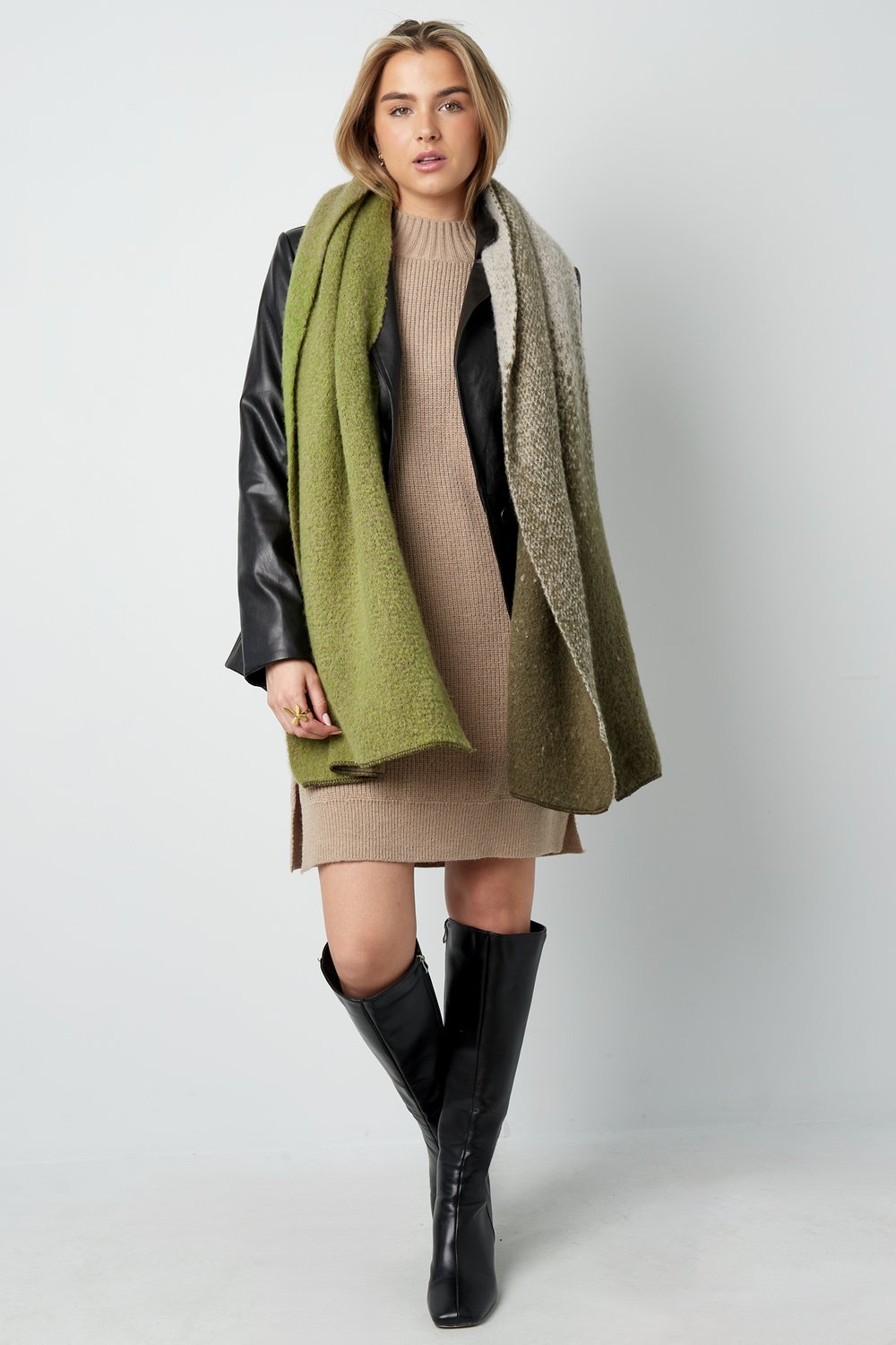 Dreamy Days scarf Picture3