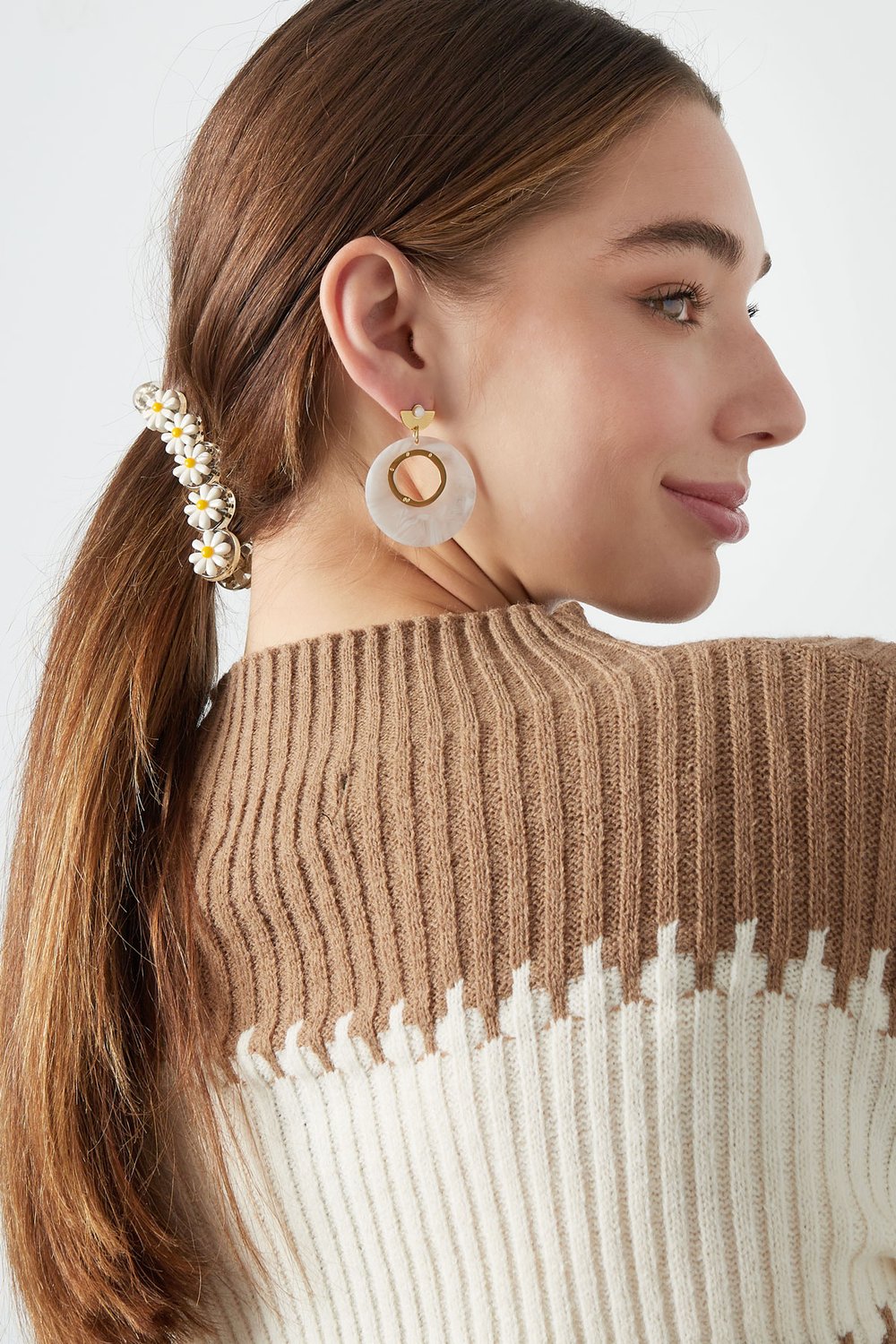 Hair clip white flowers h5Picture3