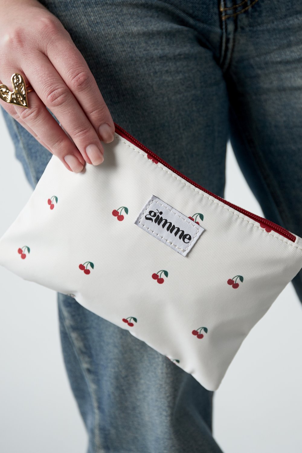 Flat toiletry bag cherries h5Picture2
