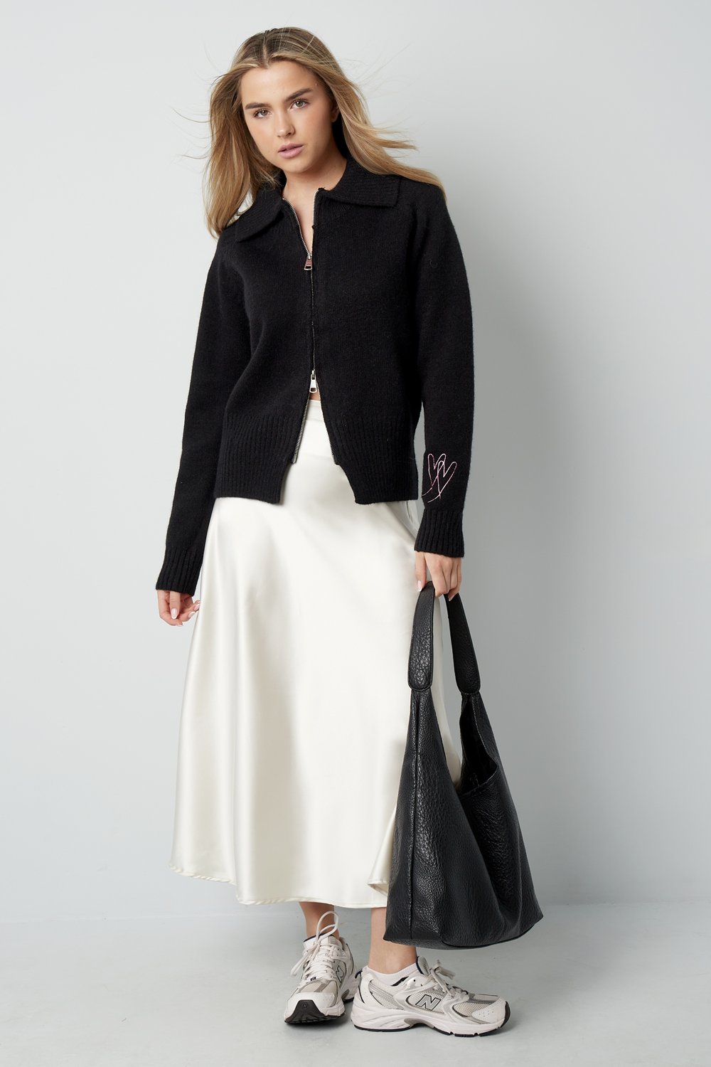 Gentle Glow cardigan Picture8