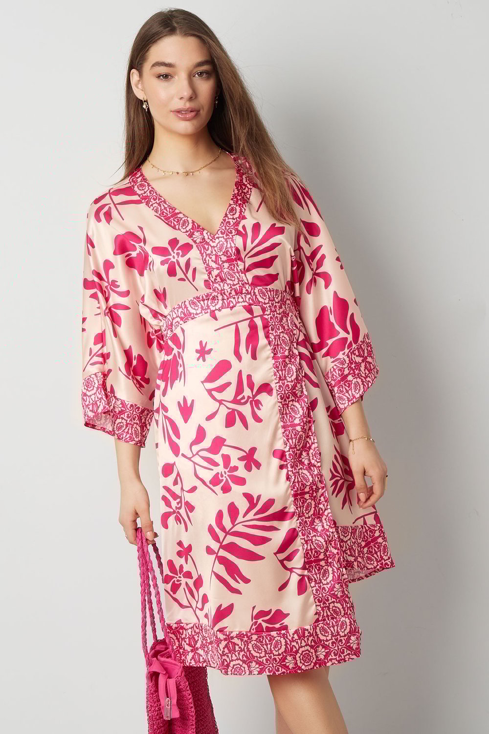 Midi dress with floral print Picture6