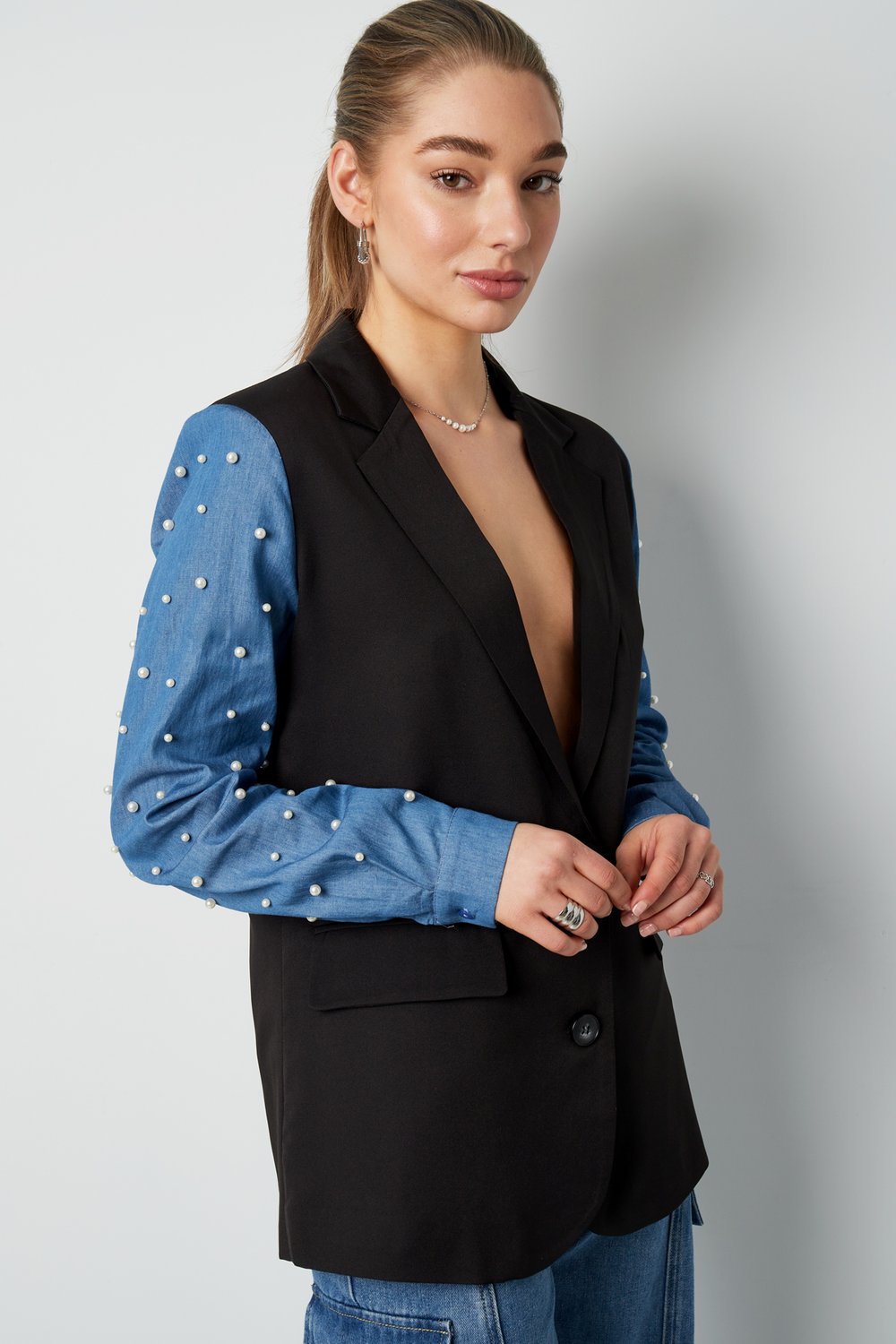 Blazer denim e abbagliamento Immagine4