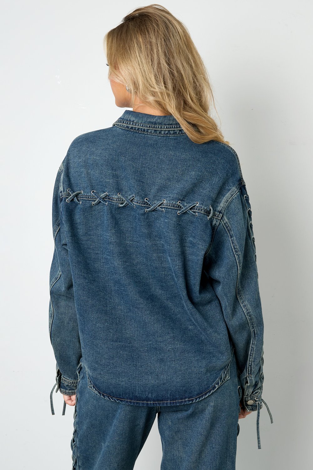 Veste à lacets Image13