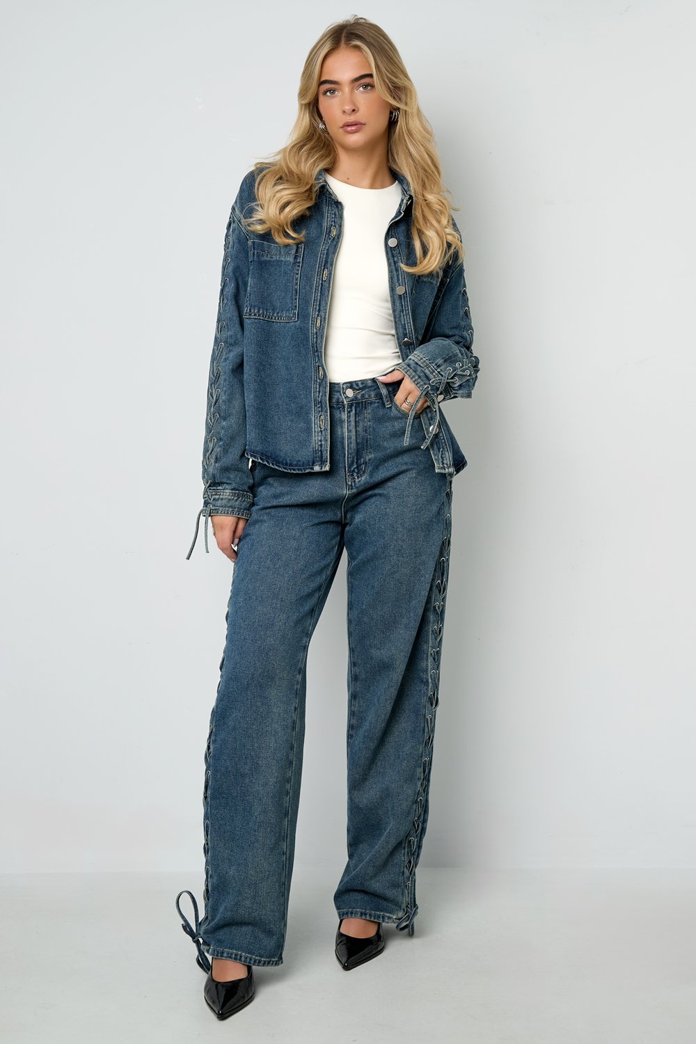 Veste à lacets Image10