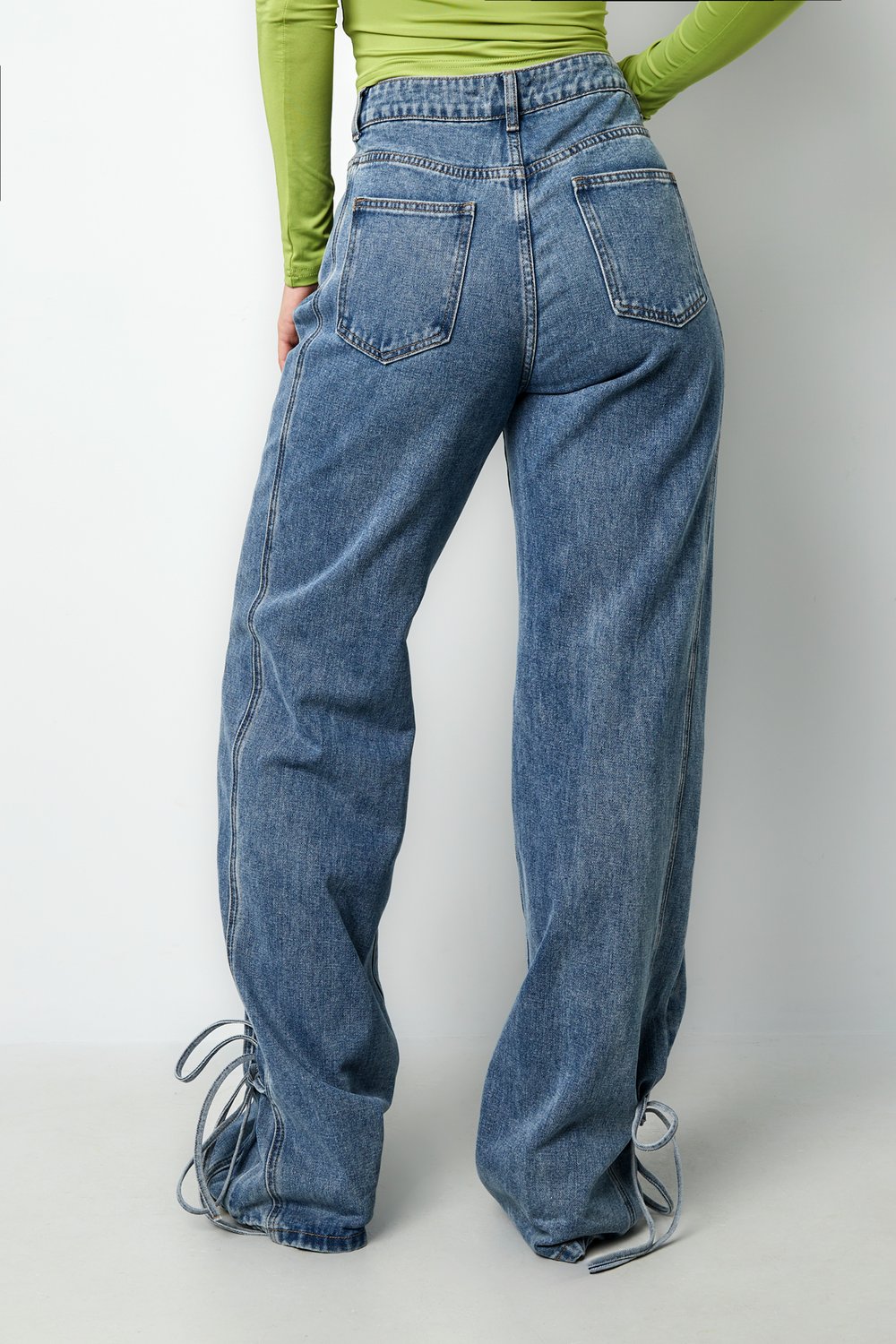 Jeans bossy bow h5Picture3