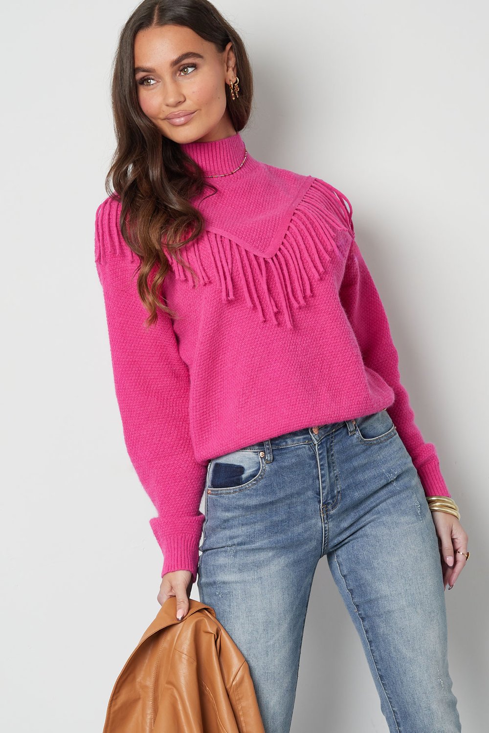 Gestrickter Basic-Pullover mit Fransen – schwarz Bild4