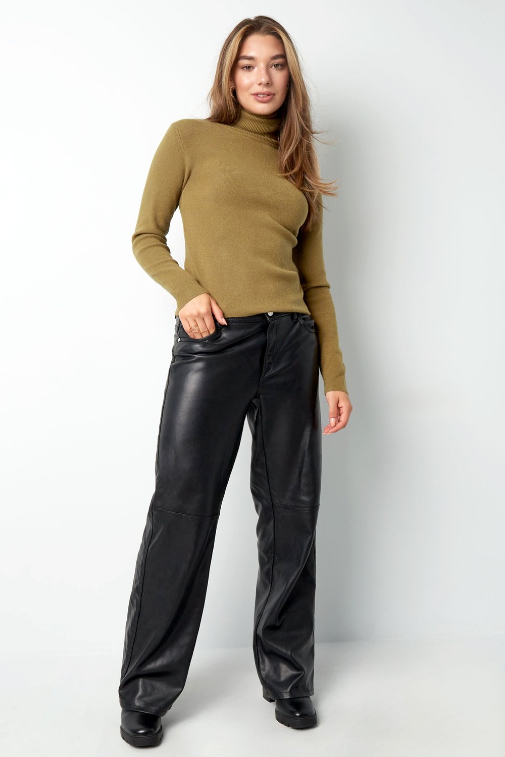 Honeydew turtleneck Picture6