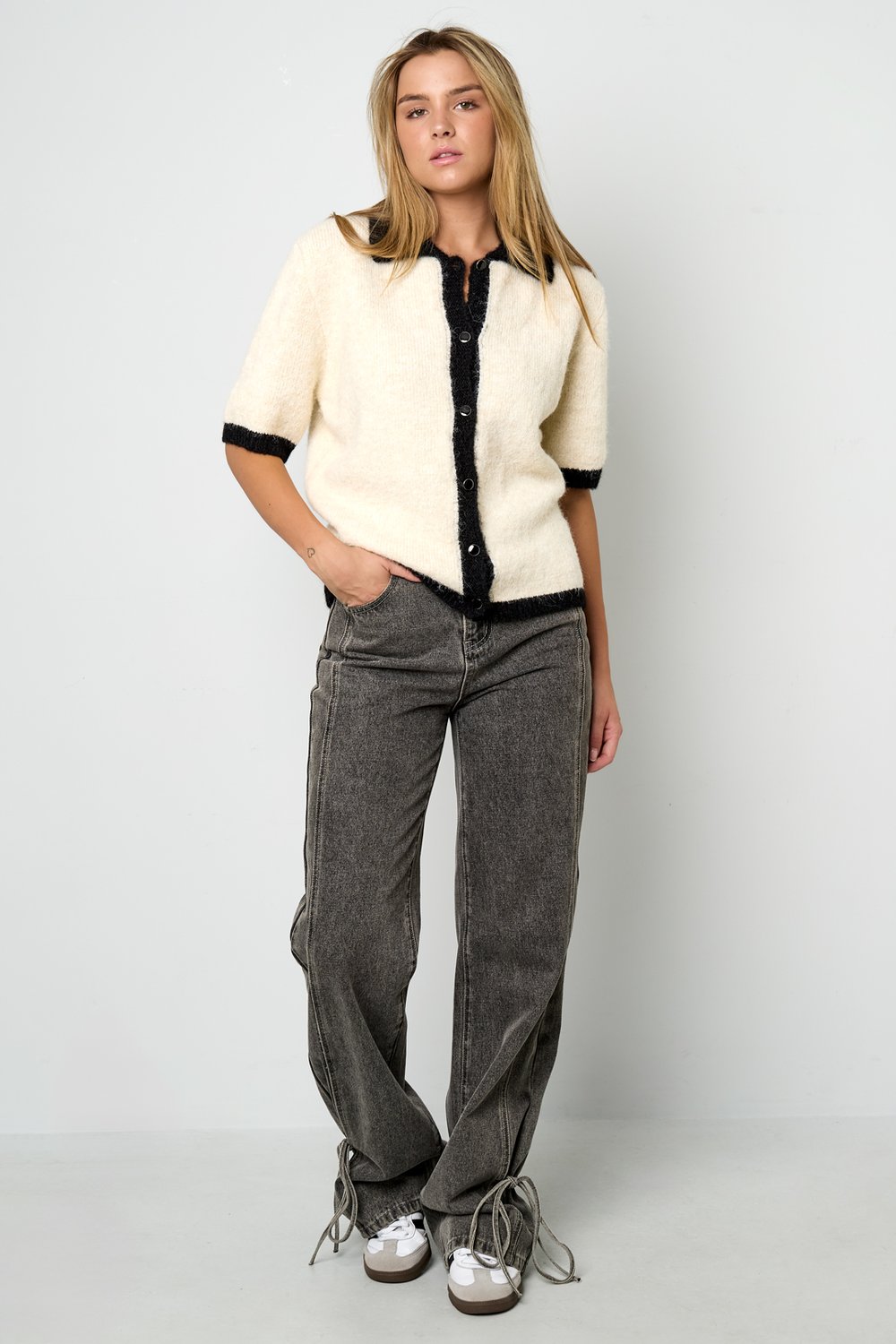 Short Sleeve Cardigan Picture6