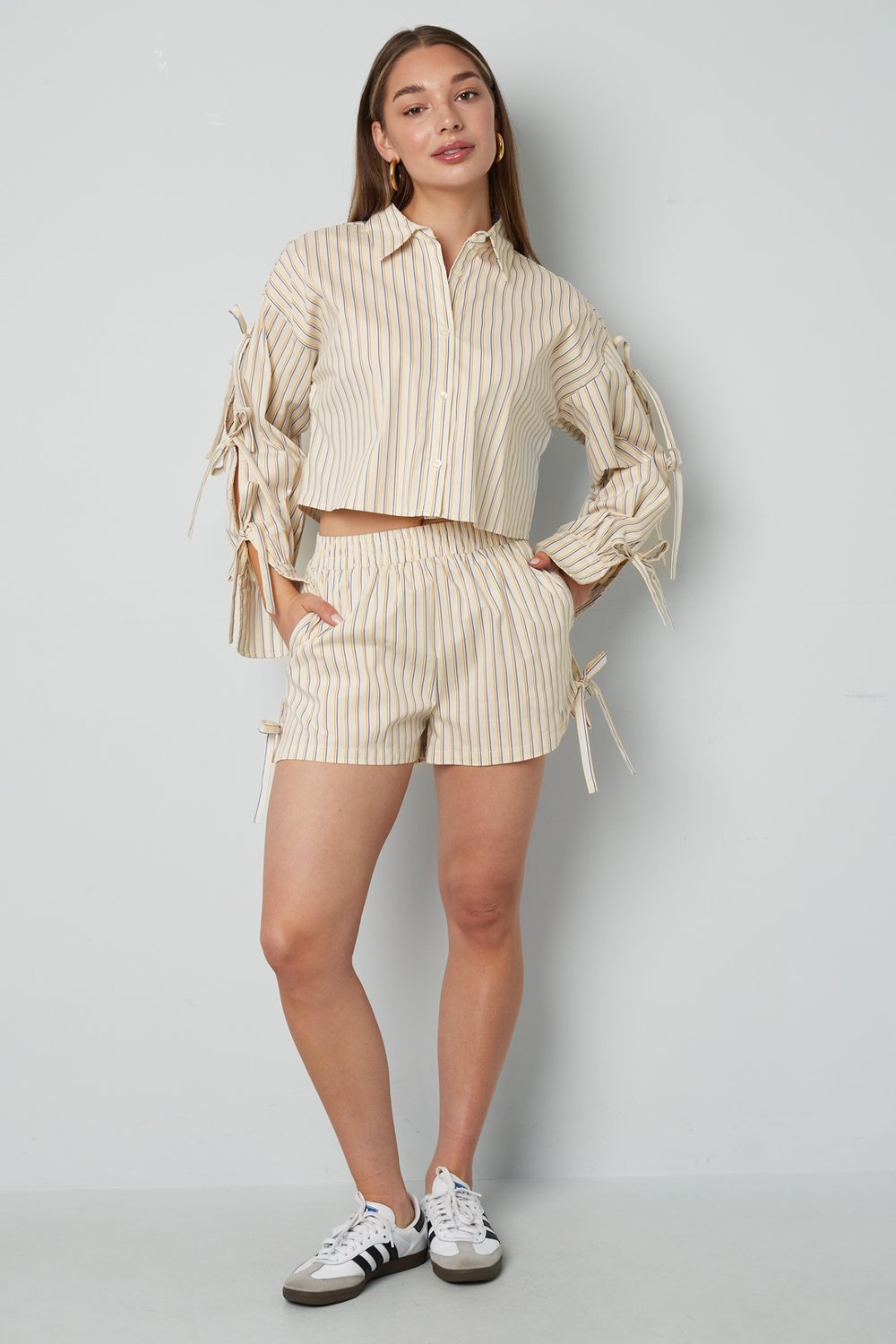Blouse Pinstripe Laces h5Picture7