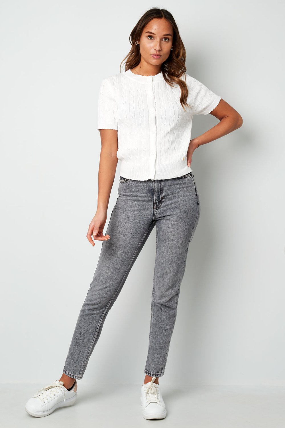 Cardigan lavorato a maglia con stampa a trecce h5Immagine8