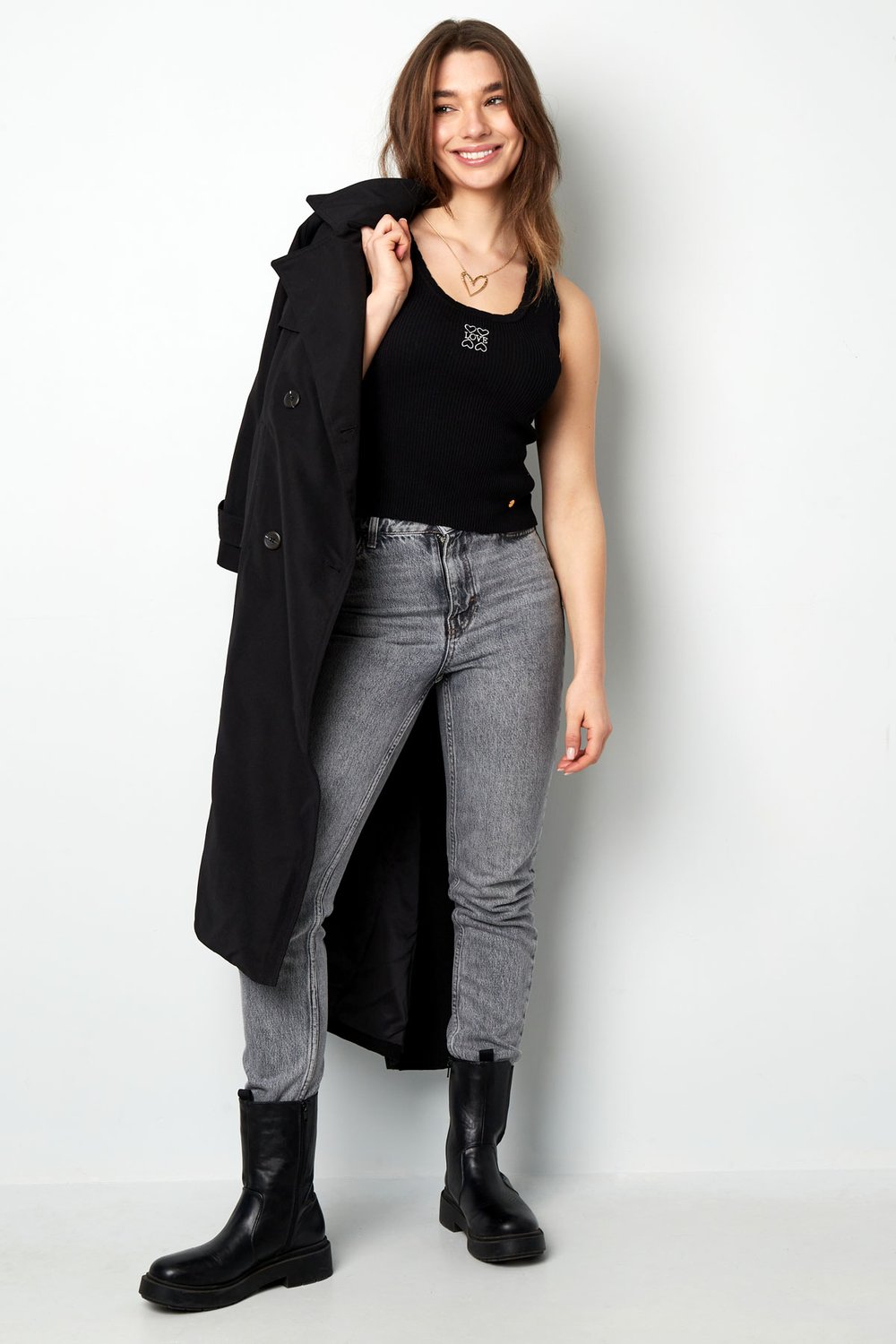 Love Top mit klassischem Ausschnitt klein – weiß h5Bild5