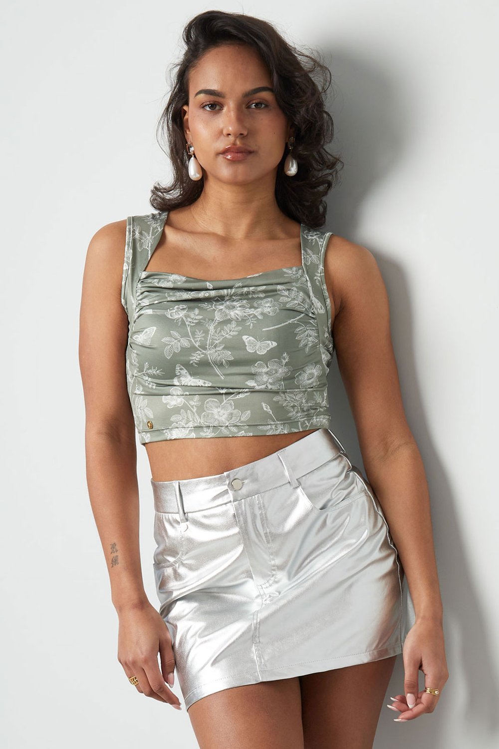 Flower butterfly top Picture5